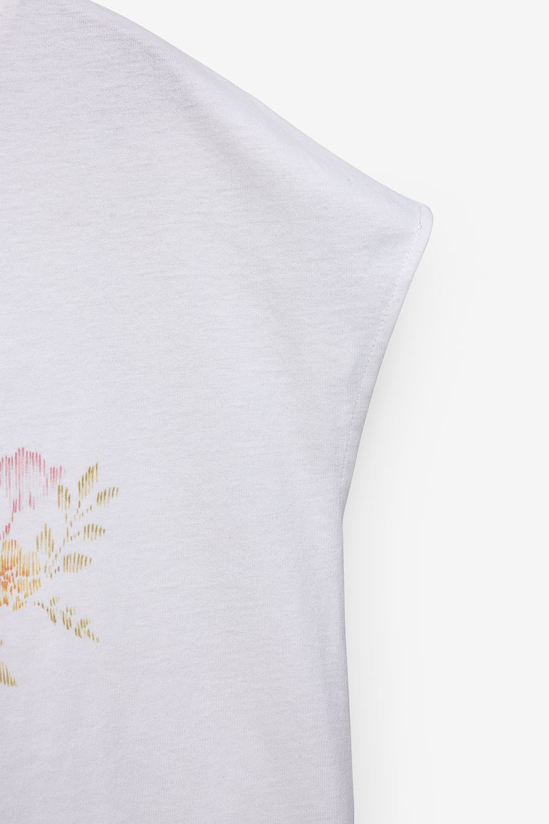 T-SHIRT COM ESTAMPADO FLORAL