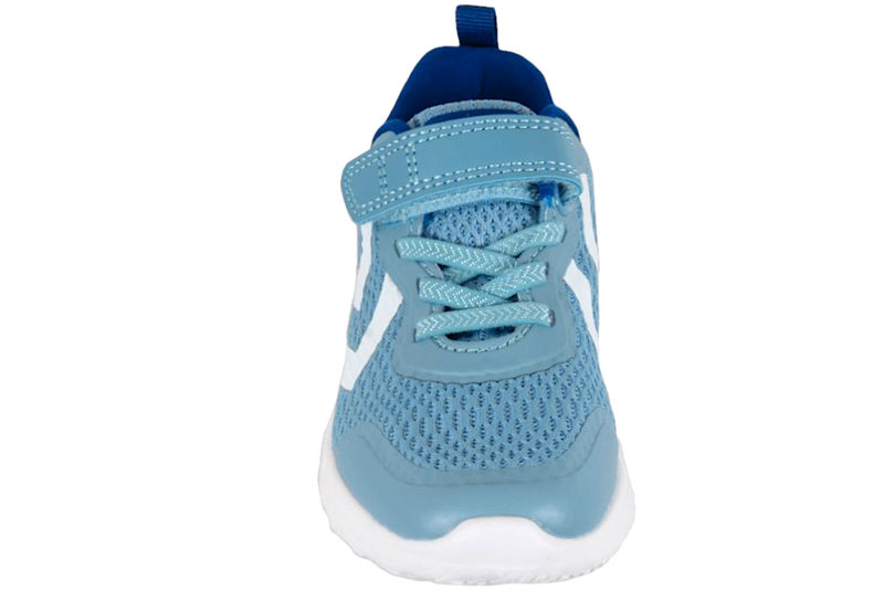 HUMMEL ACTUS RECYCLED JR FRITIDSSKO I LYSEBLÅ TEKSTIL