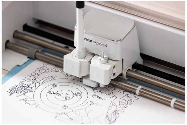 Cricut Explore 4 digital skæremaskine Essentials-pakke