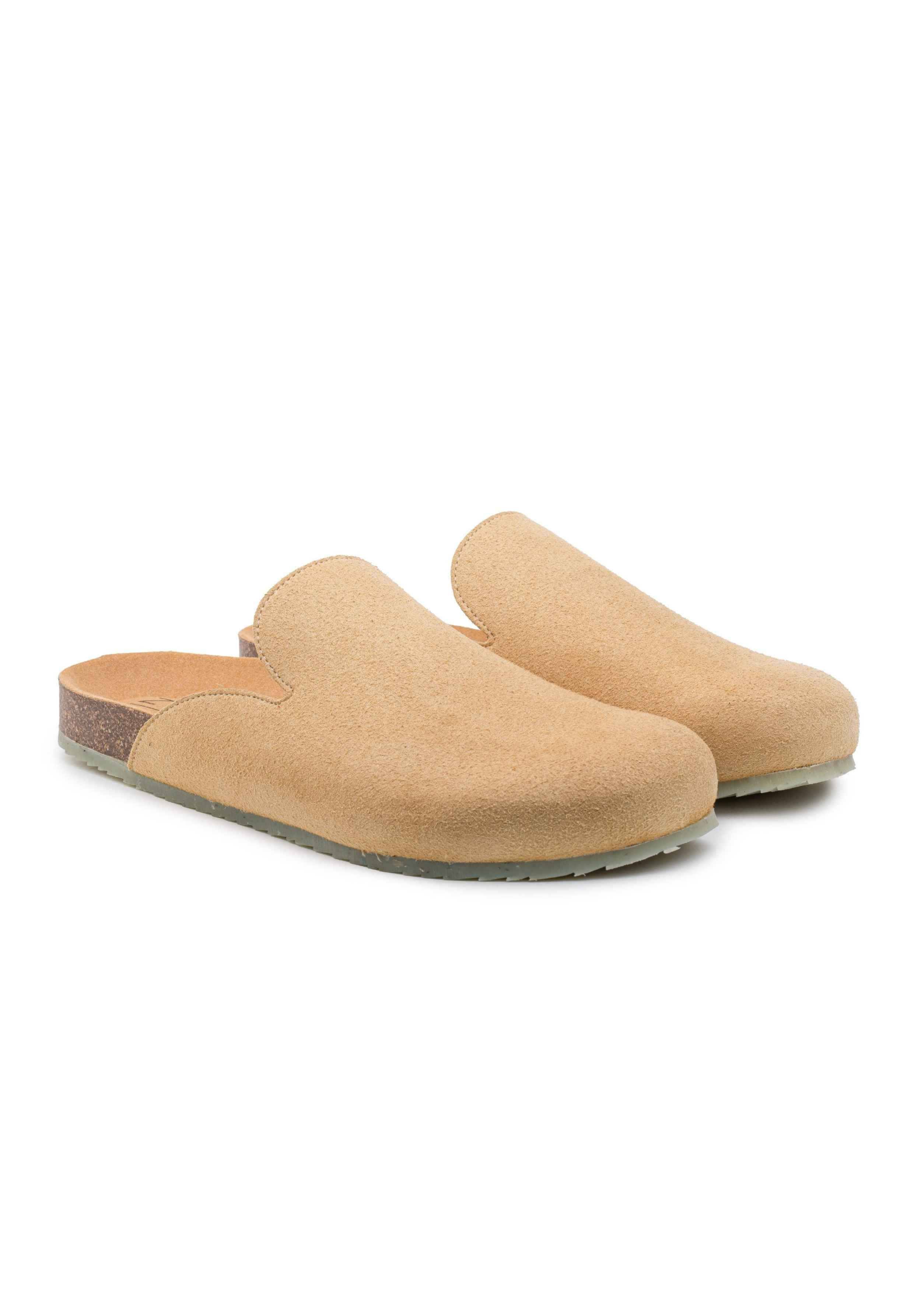 Zouri from the Ocean Clogs Atlantic Camel - vegan