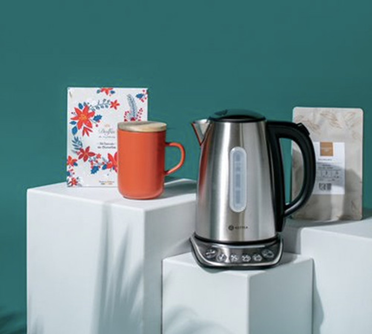 Ensemble cadeau Bouilloire Kottea KT102 + Tisanière + Thé + Chocolat