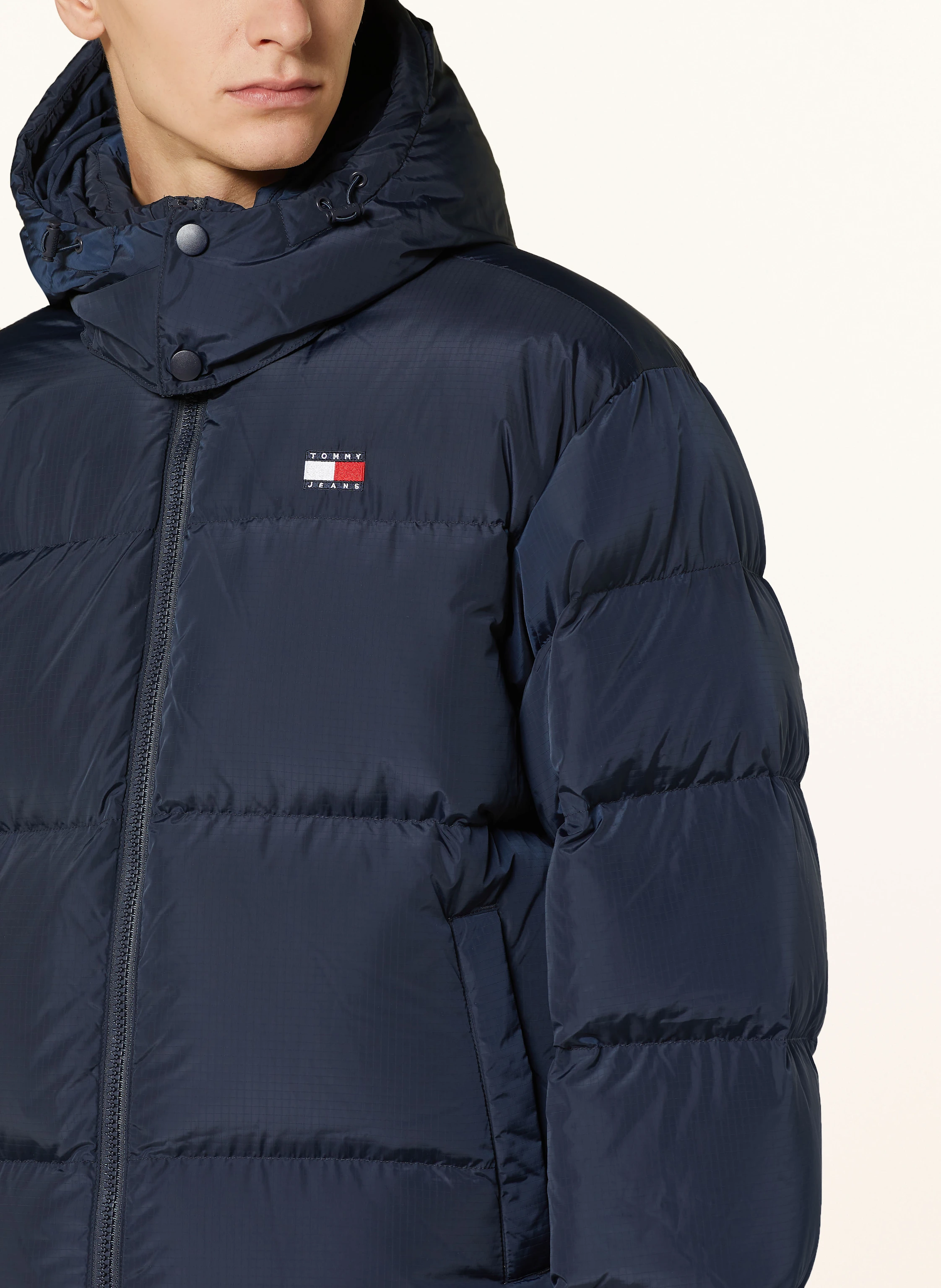 TOMMY JEANS Daunenjacke ALASKA mit abnehmbarer Kapuze
