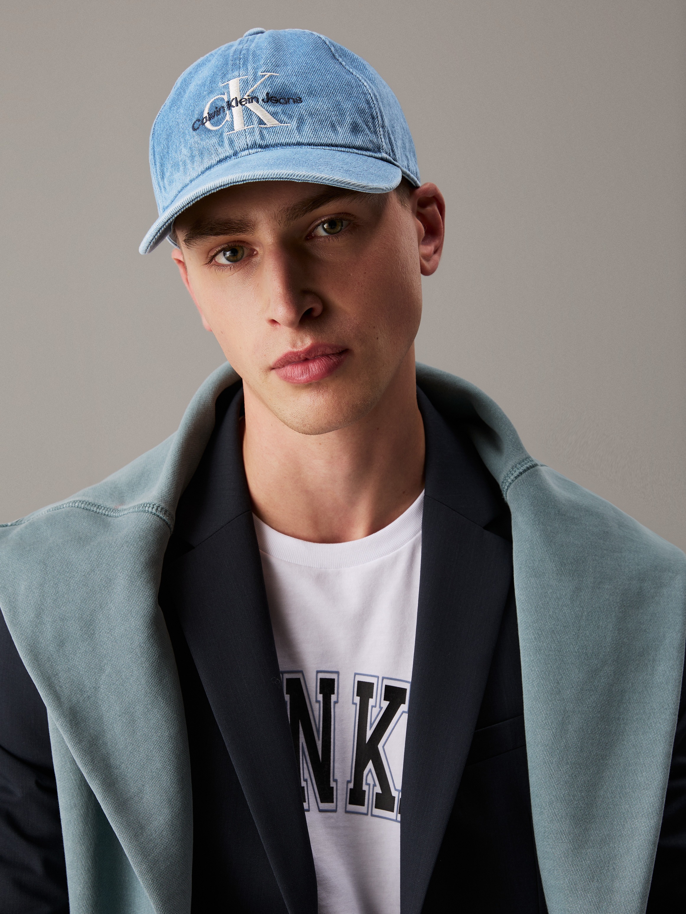 Calvin Klein Jeans Baseball Cap »6 PANEL MONO LOGO BB CAP« in gewaschener Optik