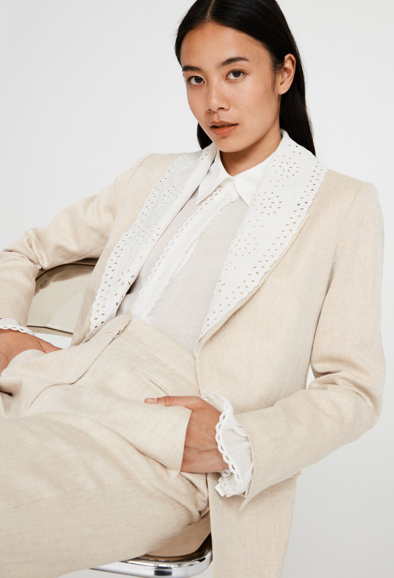 Veste beige tailleur &agrave; col