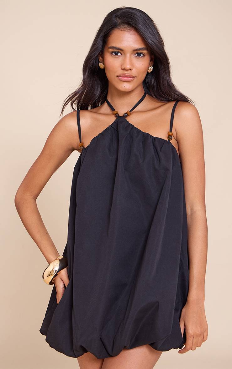 Noir Robe Bouffante À Col Licou Avec Détails Perlés