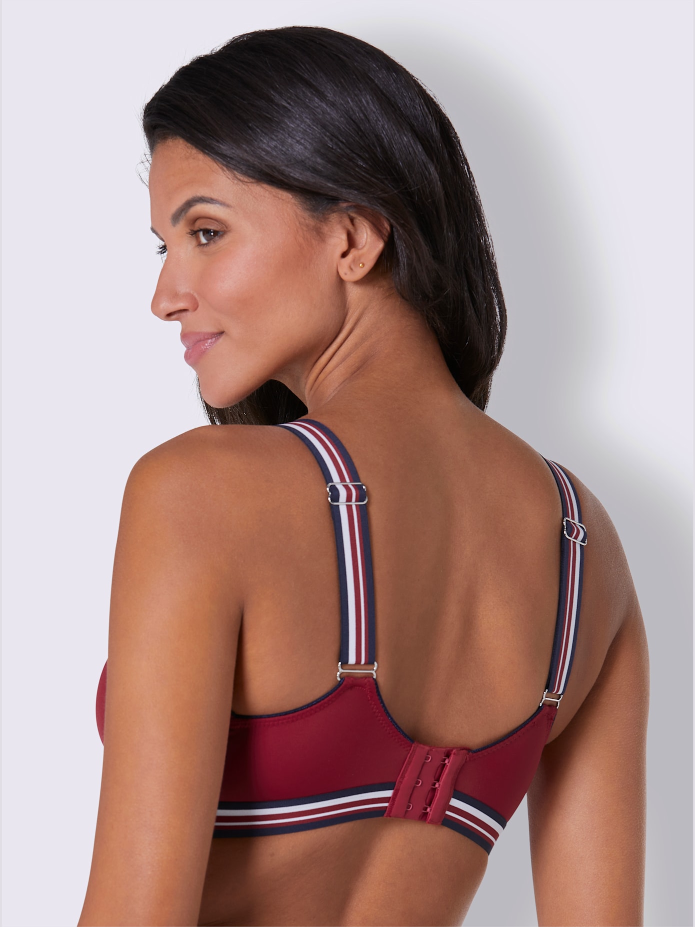 Soutien-gorge minimiseur sans armatures bon. b, c, d, e