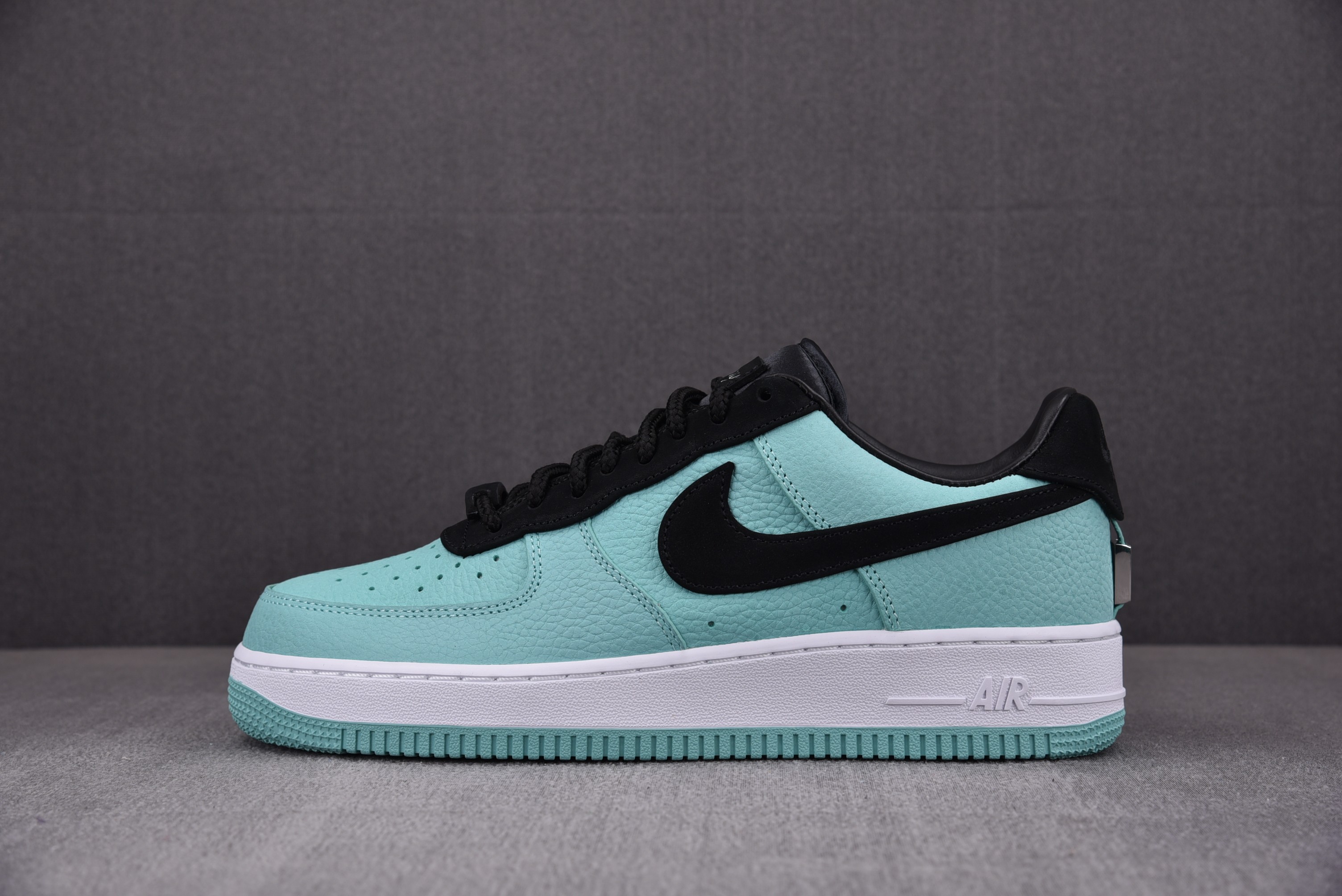 Nike Air Force 1 Low Tiffany & Co. 1837 reversed black and green