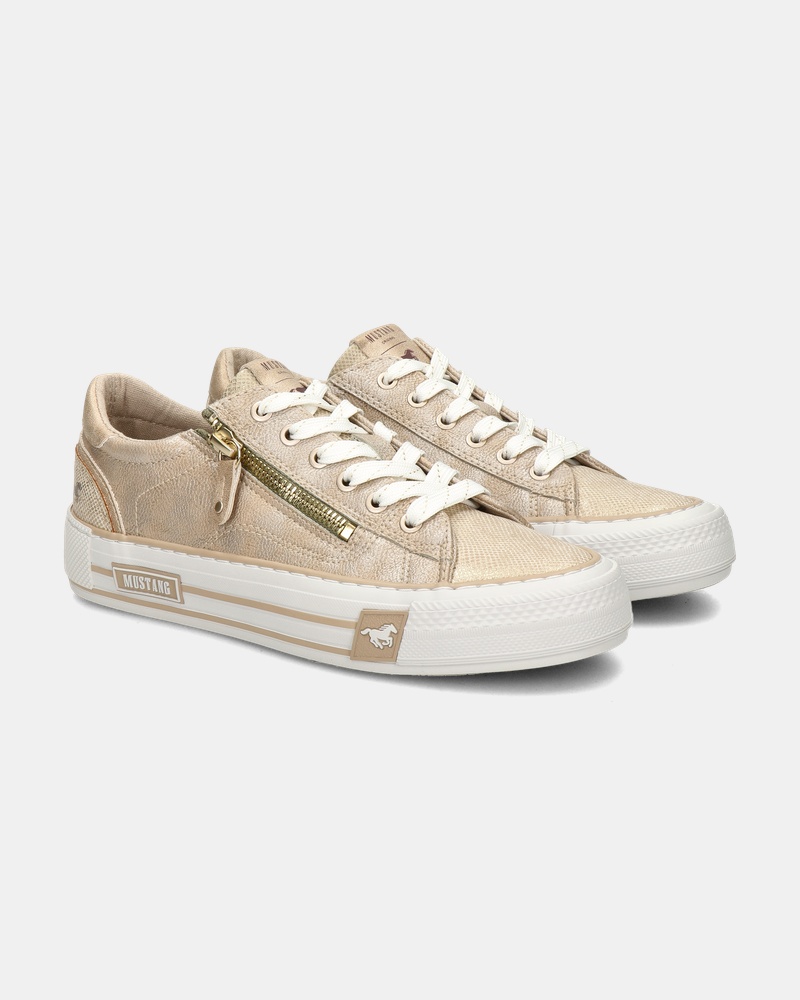 Mustang Lage sneakers  - goud