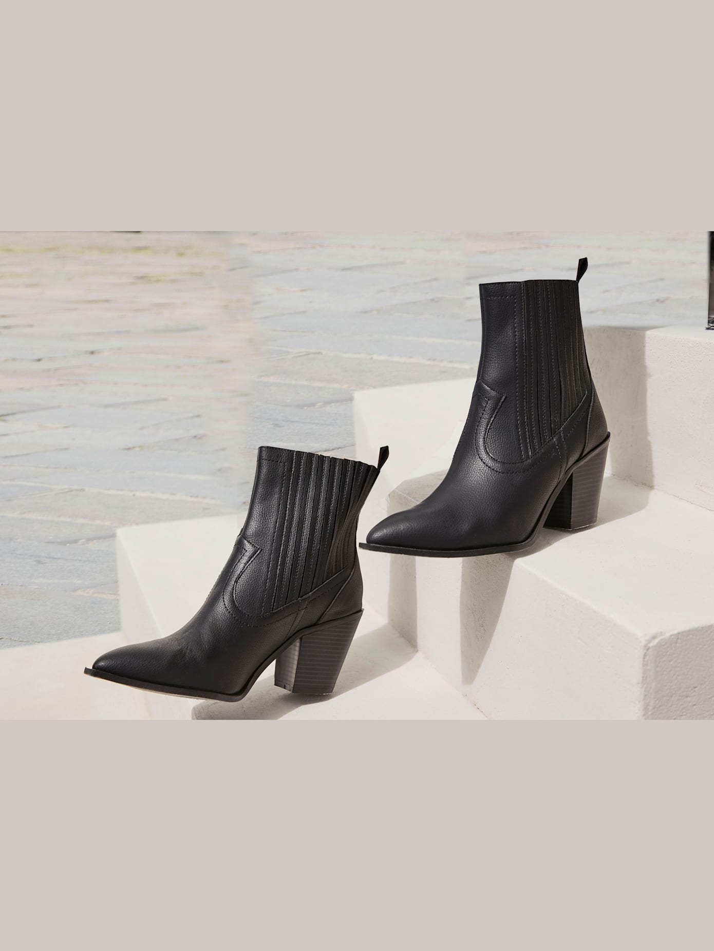 Bottines cowboy look bottes de cowboy tendance avec talon bottier confortable
