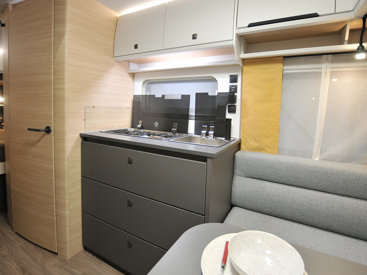 Fendt Apero 495 SG 2024 caravan