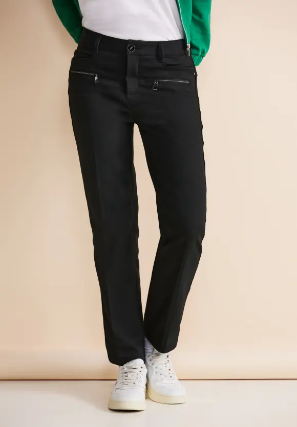 Casual Fit Hose - Black