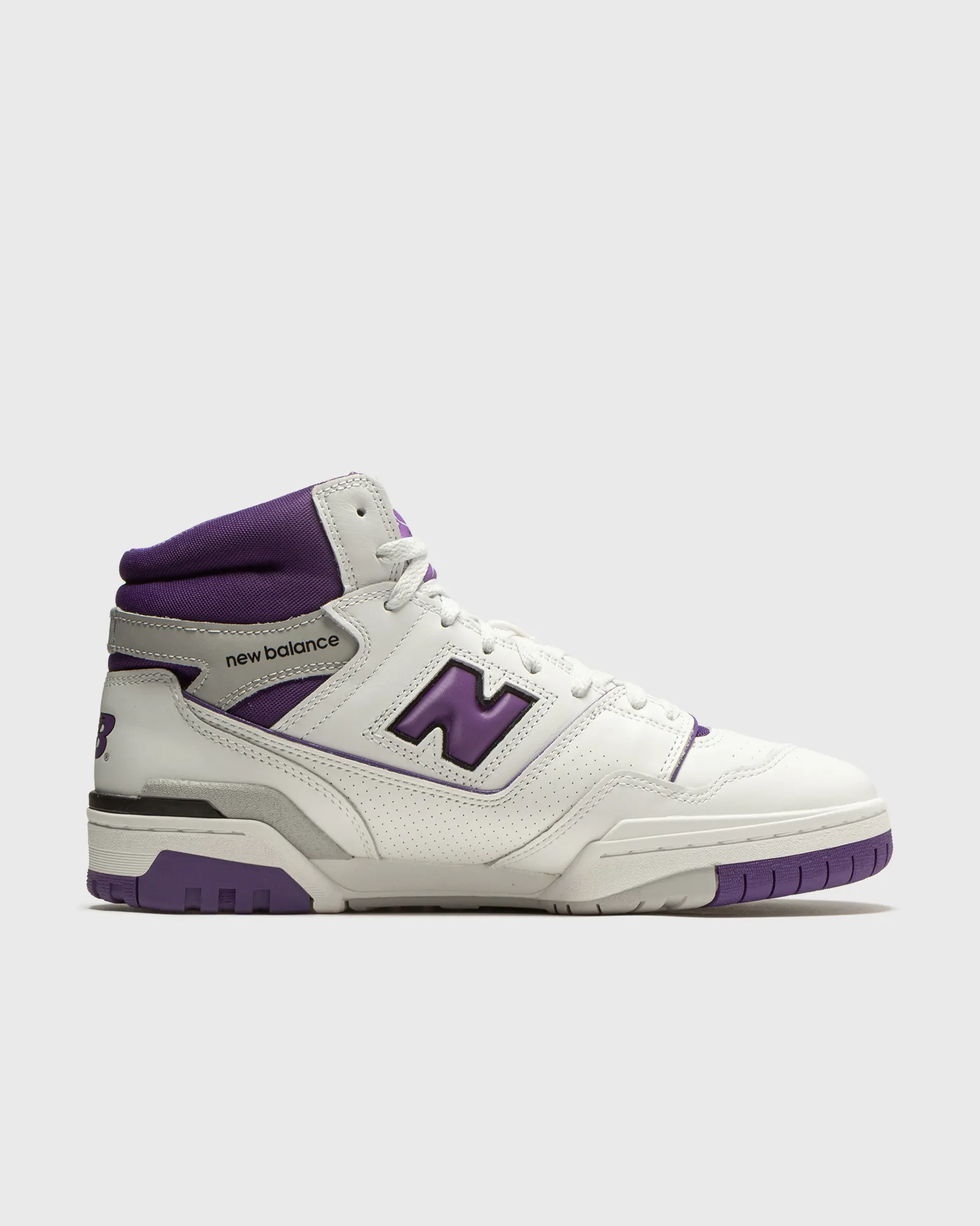 New Balance 650R CF