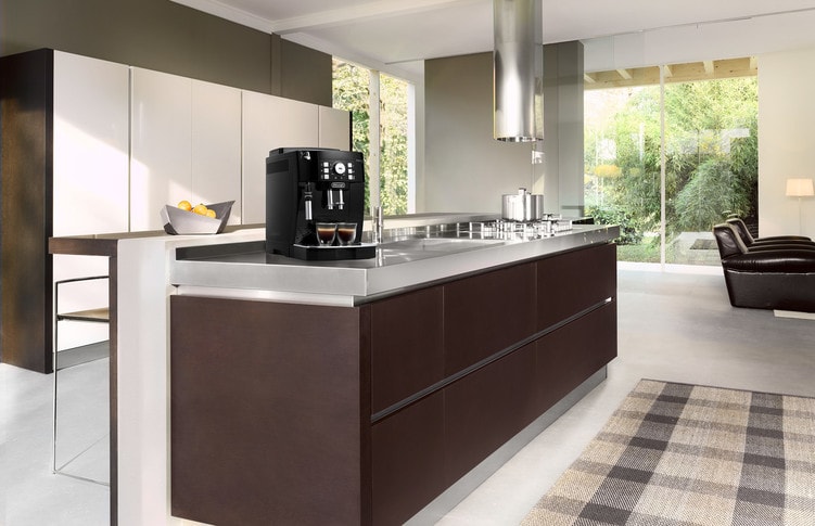 DELONGHI Magnifica 22.127.B Garantie 3 ans Coloris:Noir