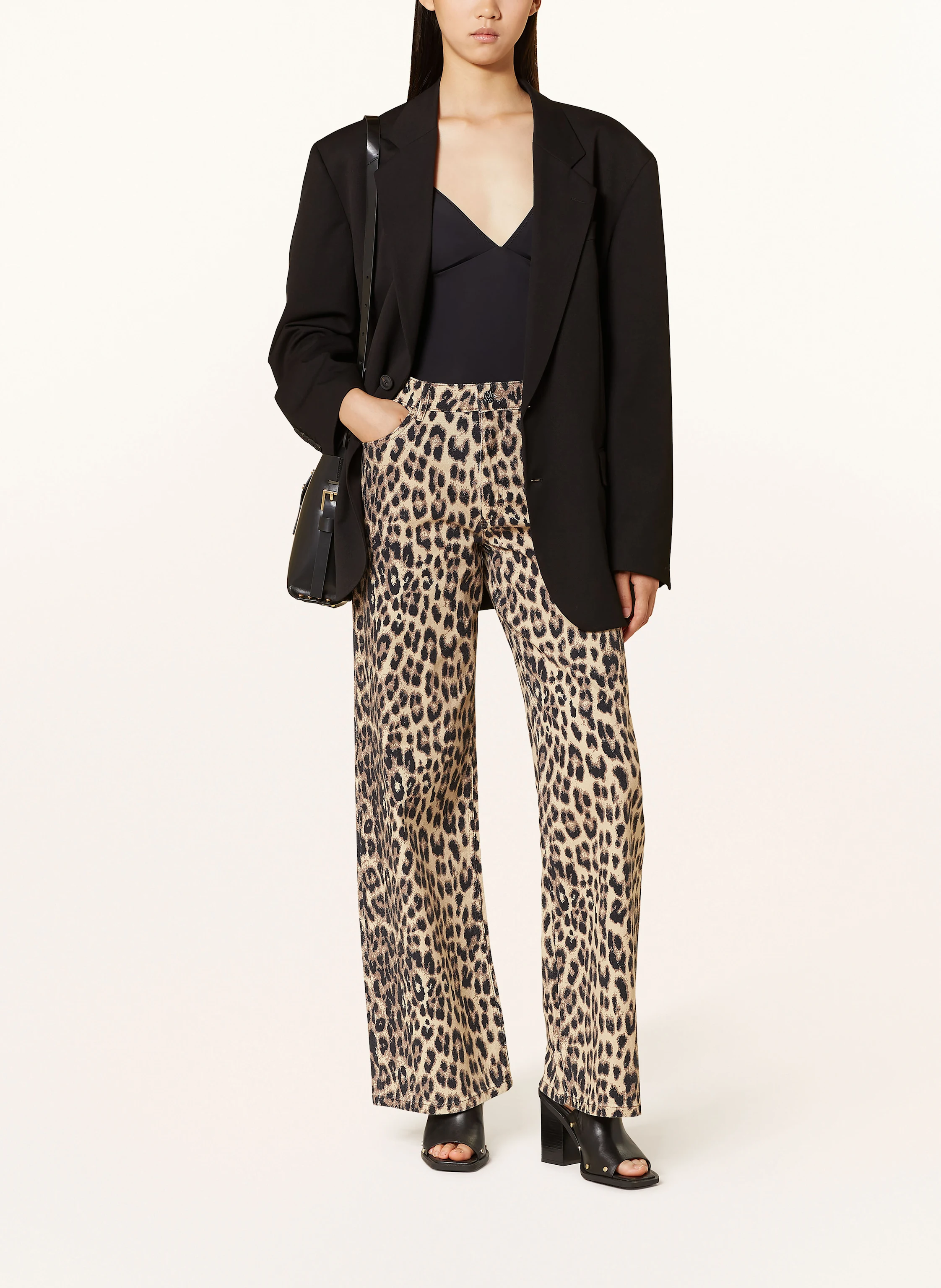 BAUM UND PFERDGARTEN Straight Jeans NICETTE