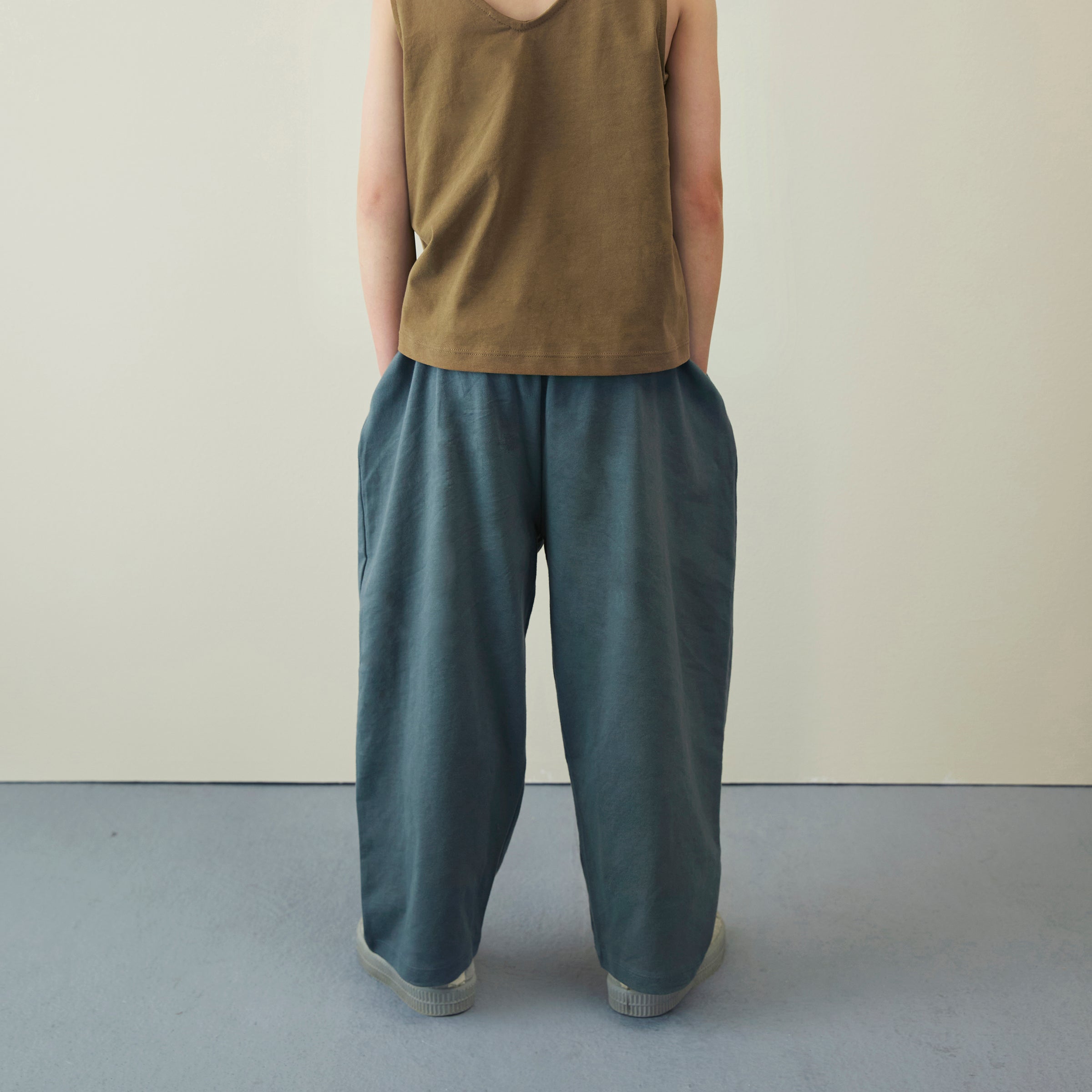 Hose Blue Grey
