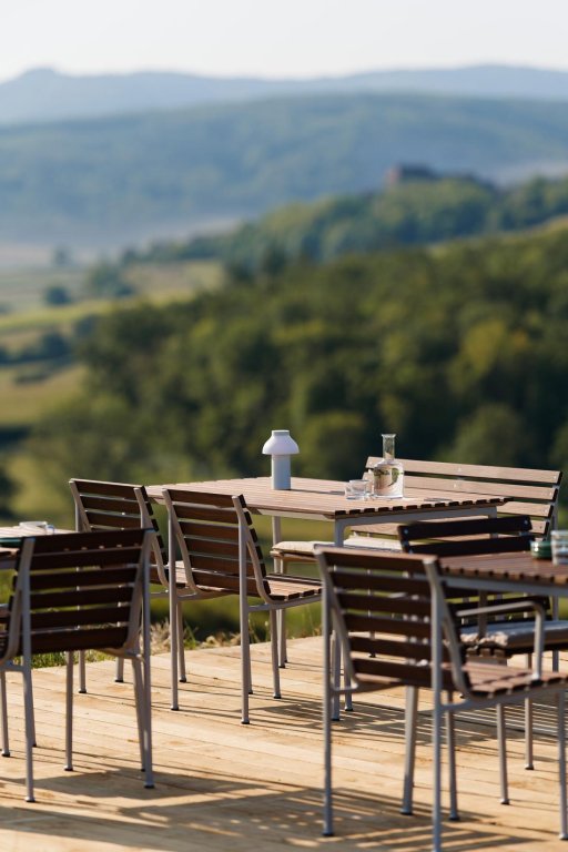 Hay Traverse tuintafel 140x83