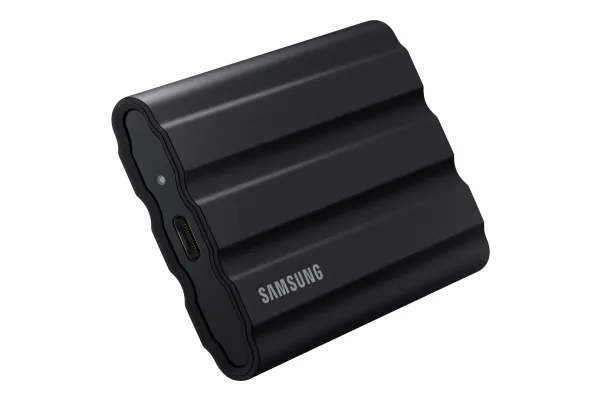 Samsung T7 Shield MU-PE4T0S - SSD - krypteret - 4 TB - ekstern (bærbar) - USB 3.2 Gen 2 (USB-C stikforbindelse) - 256-bit AES - sort