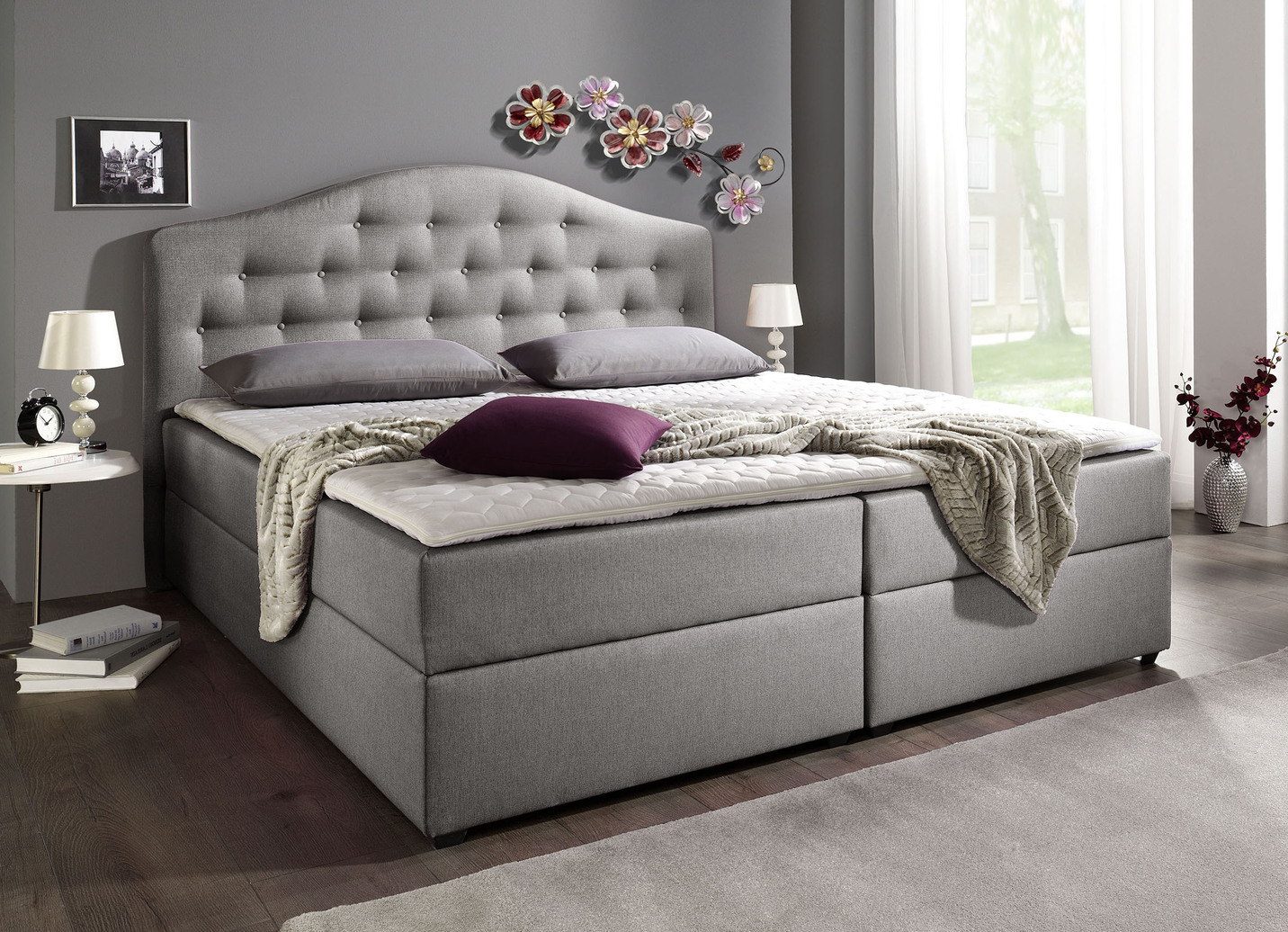 Boxspringbett mit Bettkasten und Kaltschaumtopper