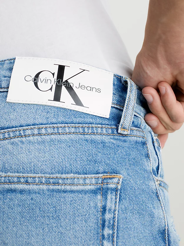 Calça jeans slim tapered