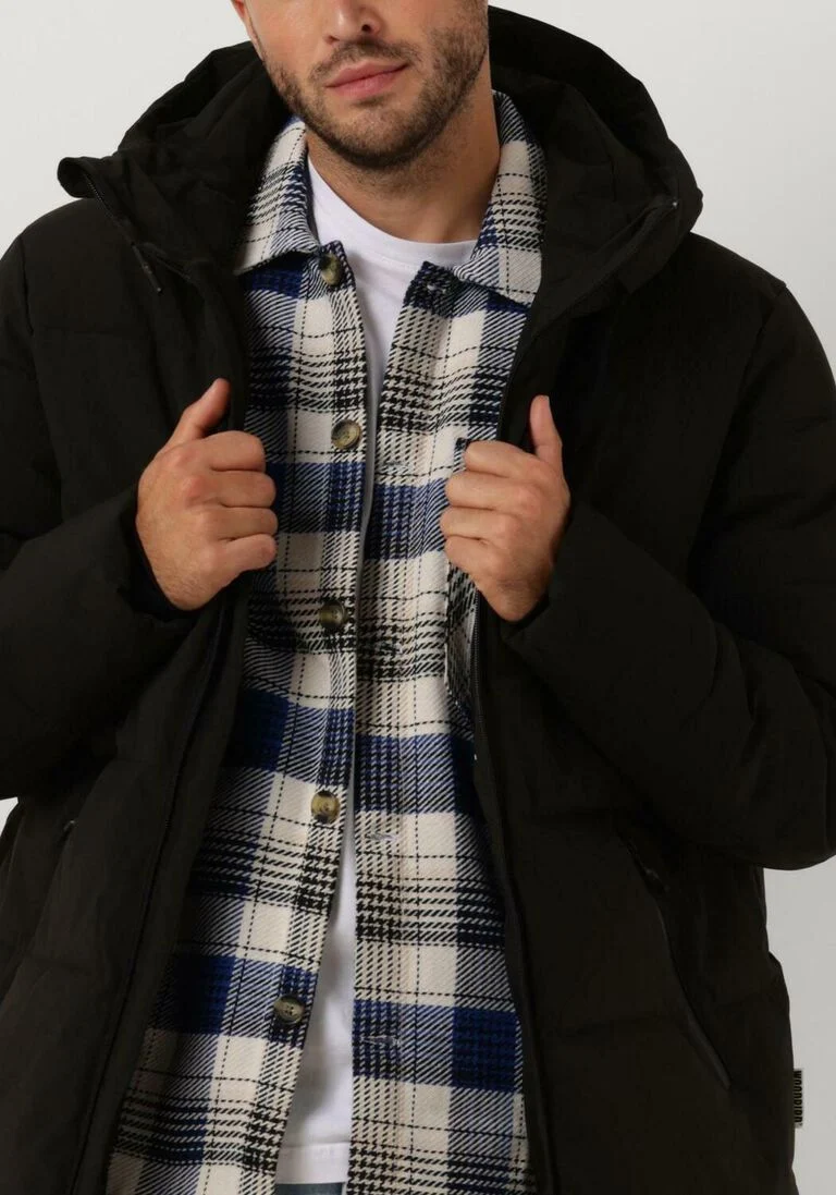WOODBIRD zwarte woodbird gewatteerde jas wbjoseph tech long jacket