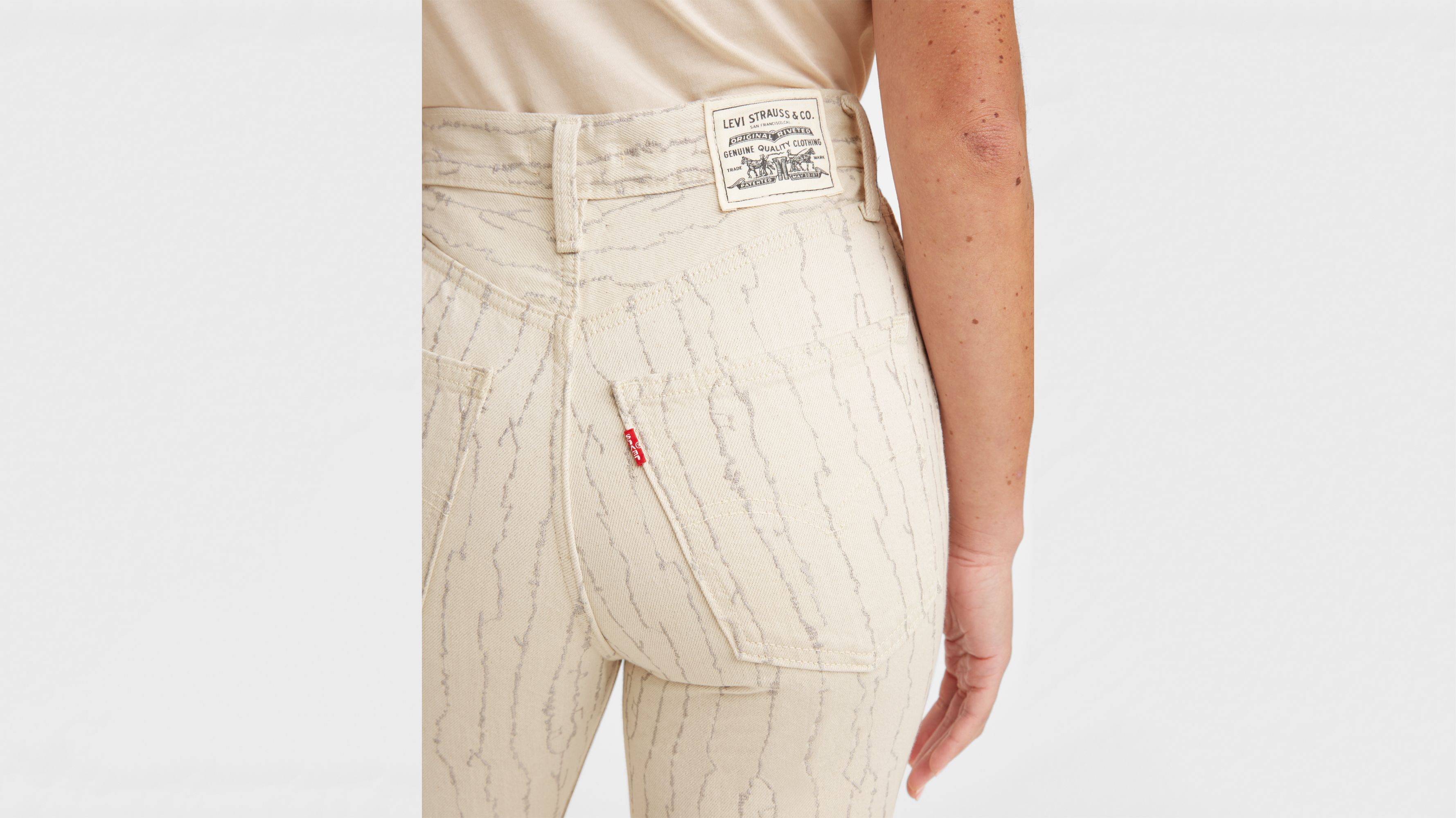 Jean droit ’70s High Levi's® WellThread® - Amber Flower - Blanc
