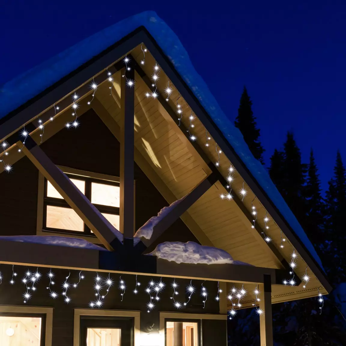 Stalactite lumineuse 5 m 119 LED câble noir Stars Blanc froid