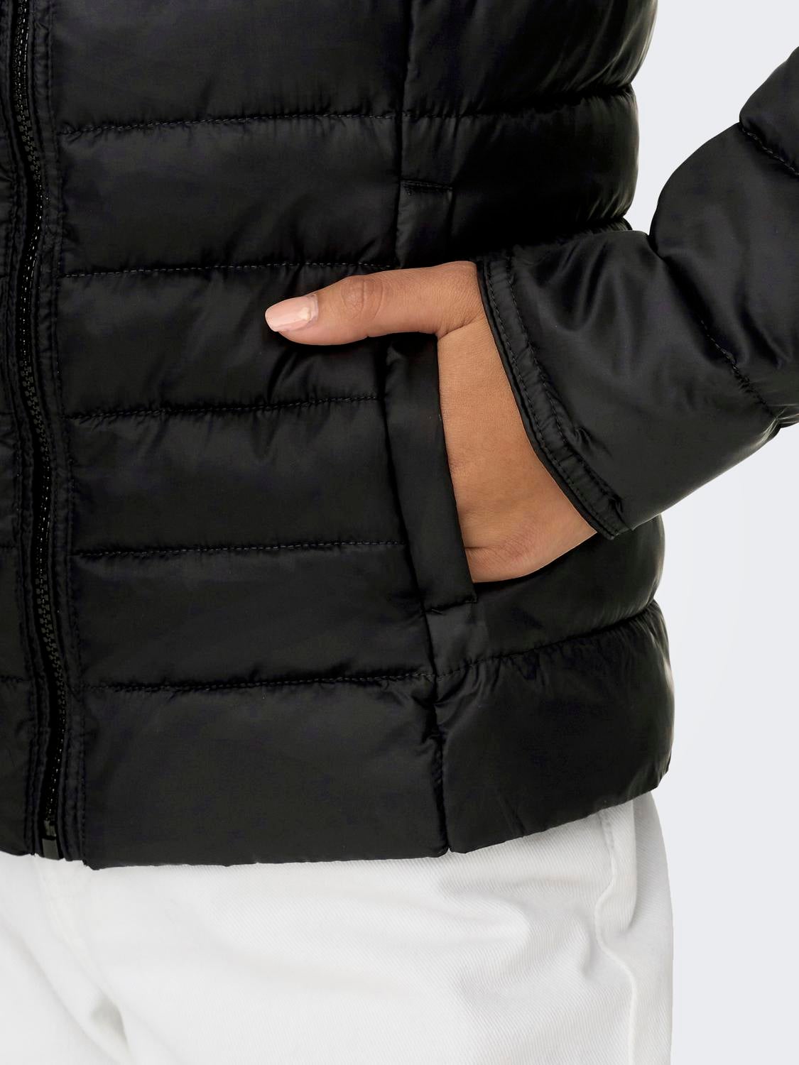 ONLTAHOE Steppjacke Black