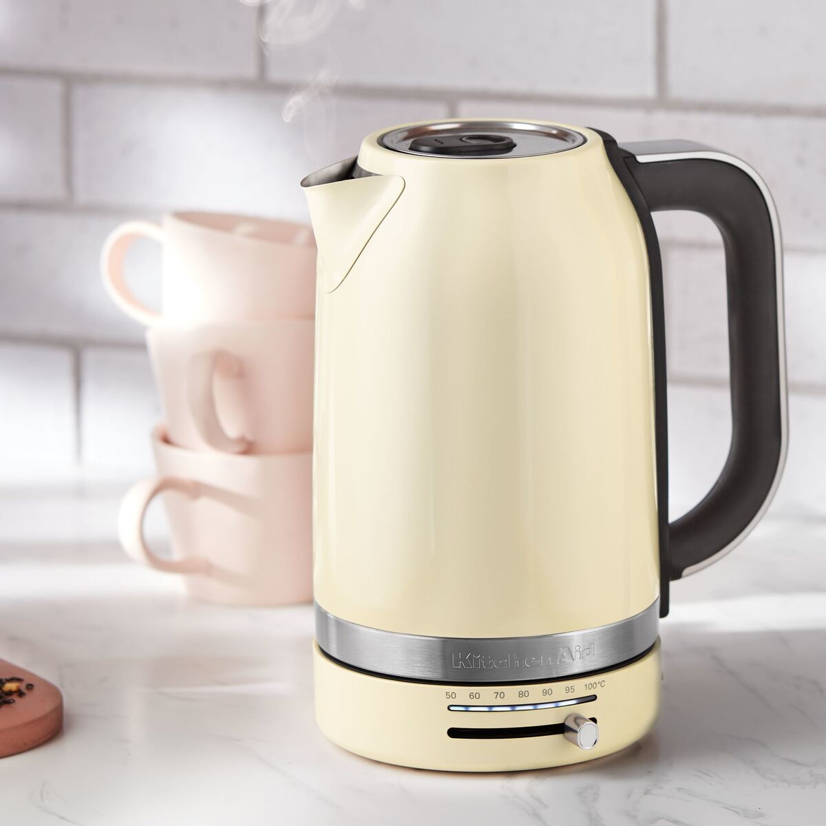 5KEK1701EAC Vannkoker 1,7 liter, almond cream