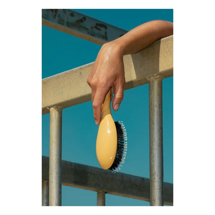 La Bonne Brosse Brosse à cheveux L'Indispensable Douceur N°03 - cuir chevelu sensible | Jaune