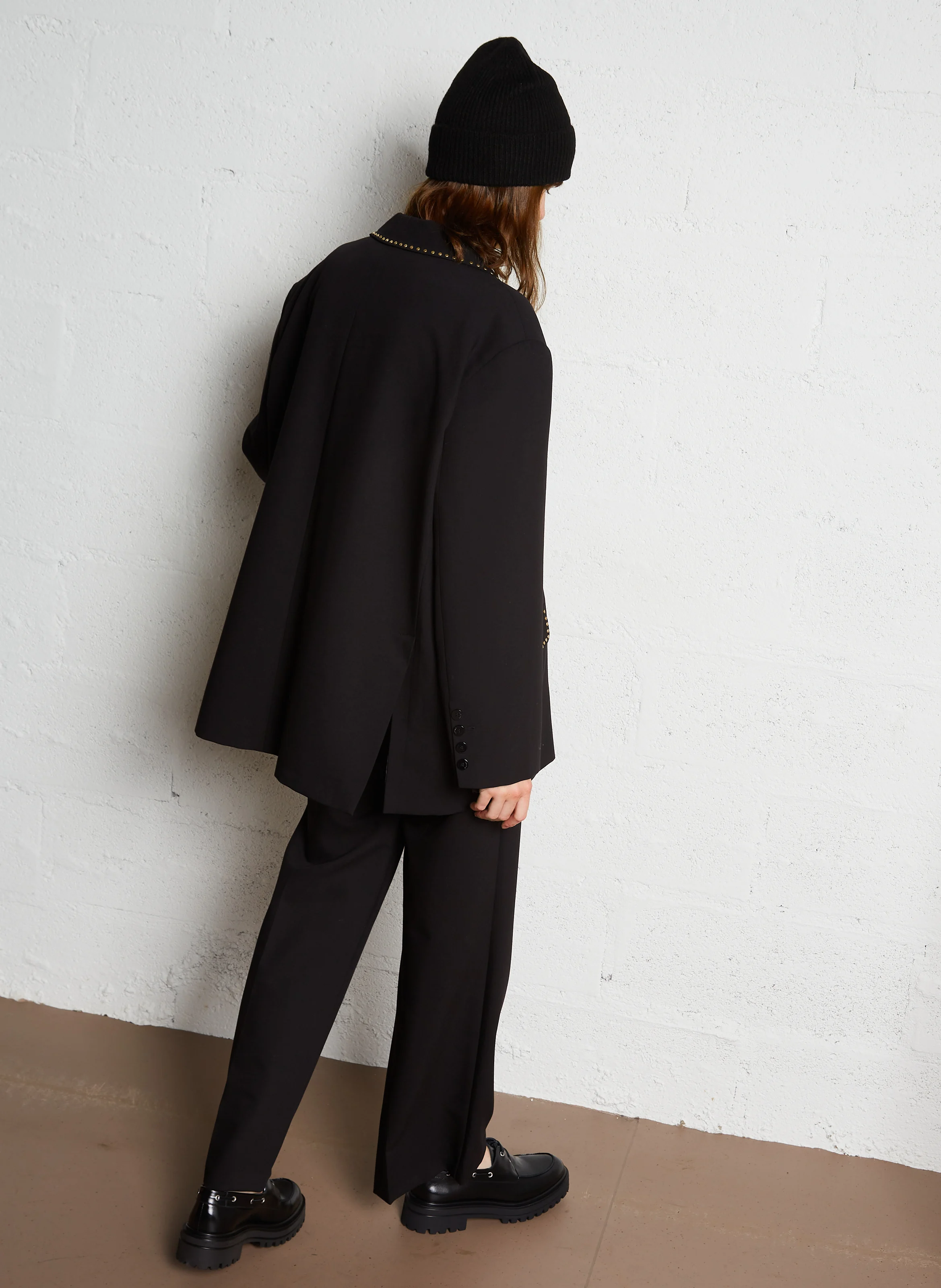 Veste de tailleur oversize à studs| Noir