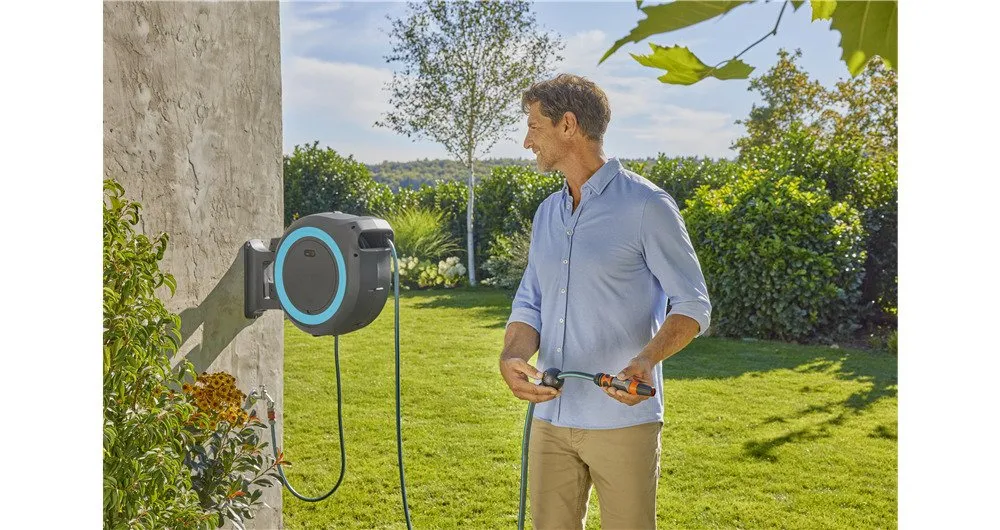 Gardena Batteridrevet vægslangeboks PowerRoll turkis XXL 40m, sæt