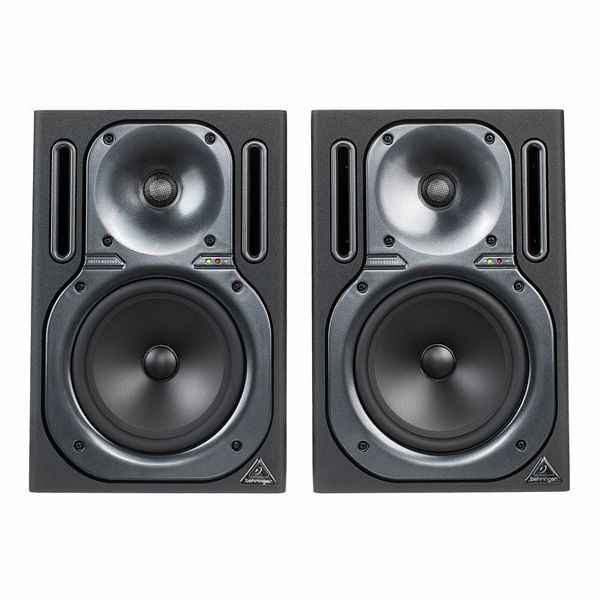 Behringer B2030A Truth