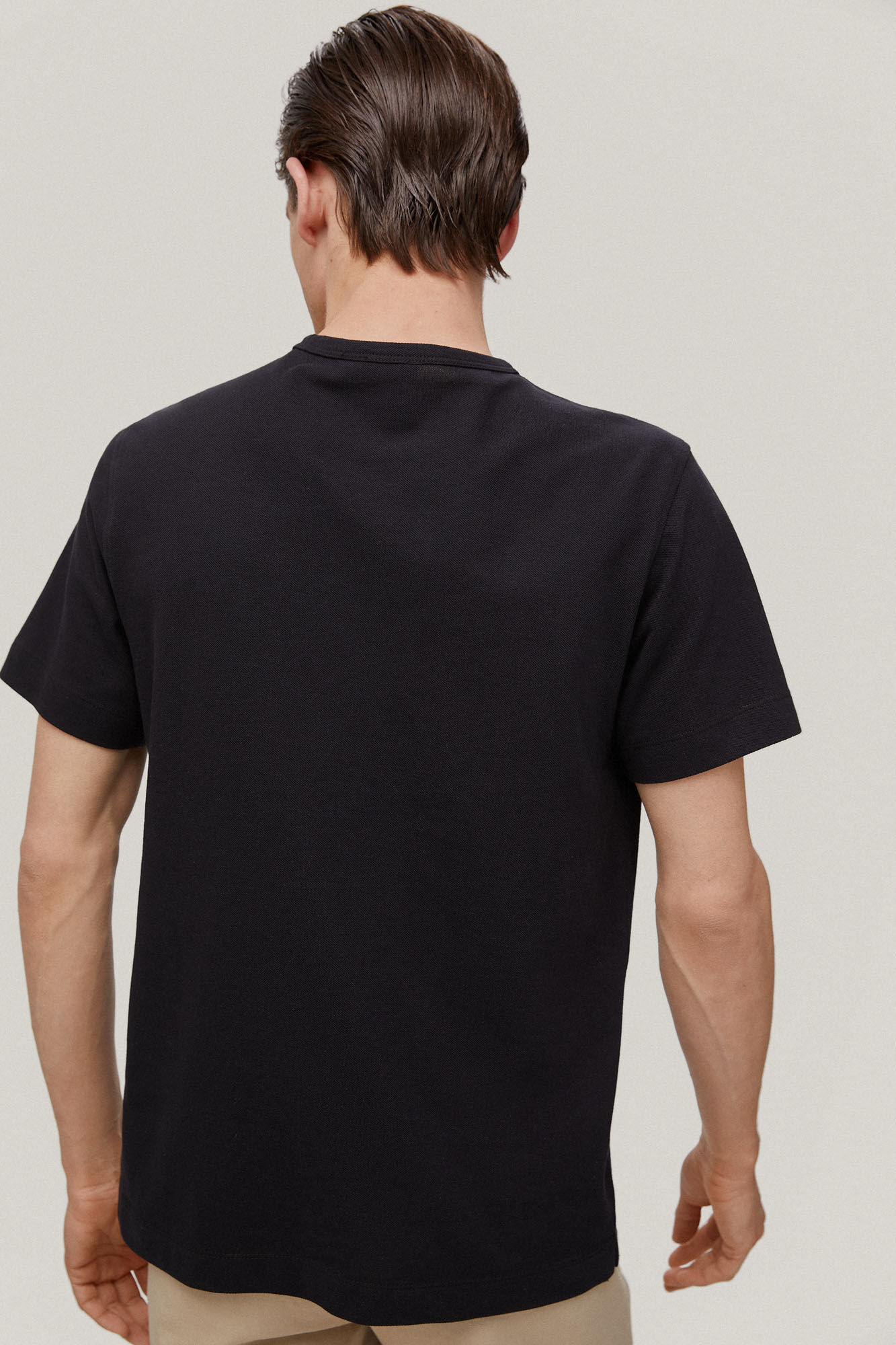 Camiseta Piqué - Preta