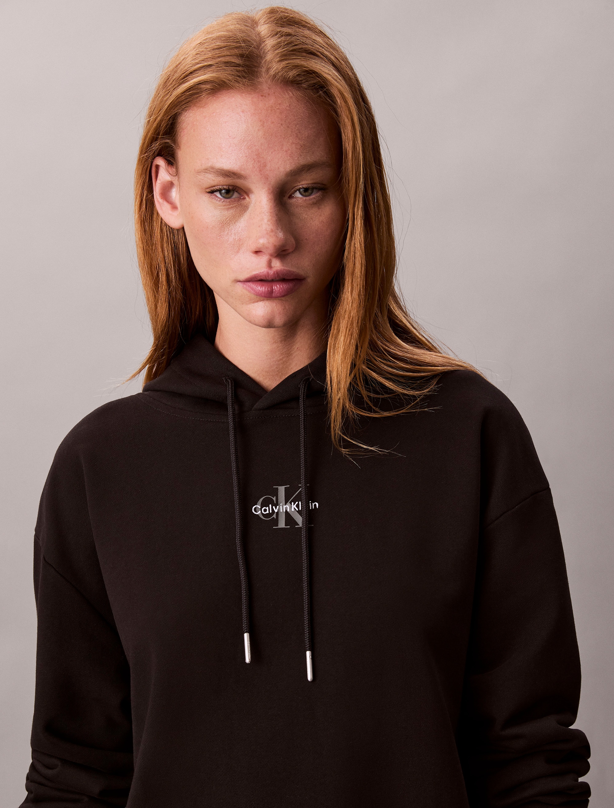 Calvin Klein Jeans Sweatkleid »LS MONOLOGO PREMIUM TERRY HOODIE« Ohne Tasche Mit Rundhalsausschnitt, loose fit