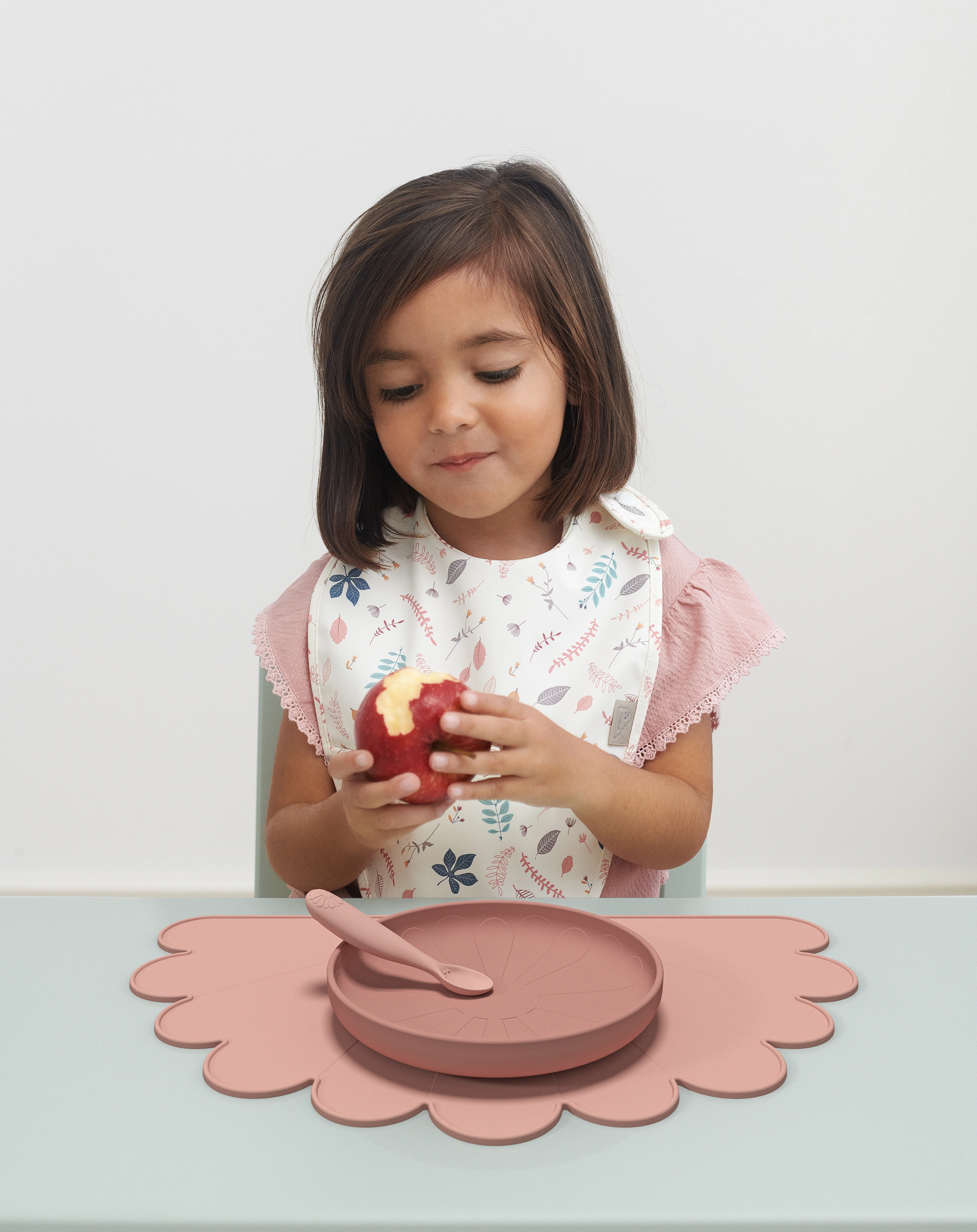 Lätzchen mit Auffangtasche LEAVES 2er-Pack rose