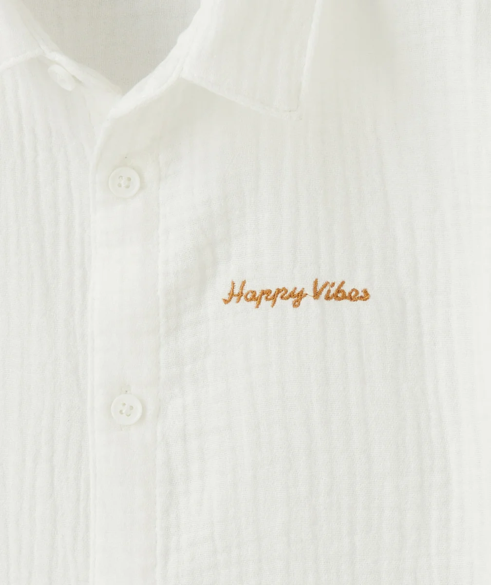 LA CHEMISE BLANCHE ET CAMEL EN COTON AVEC MESSAGE
