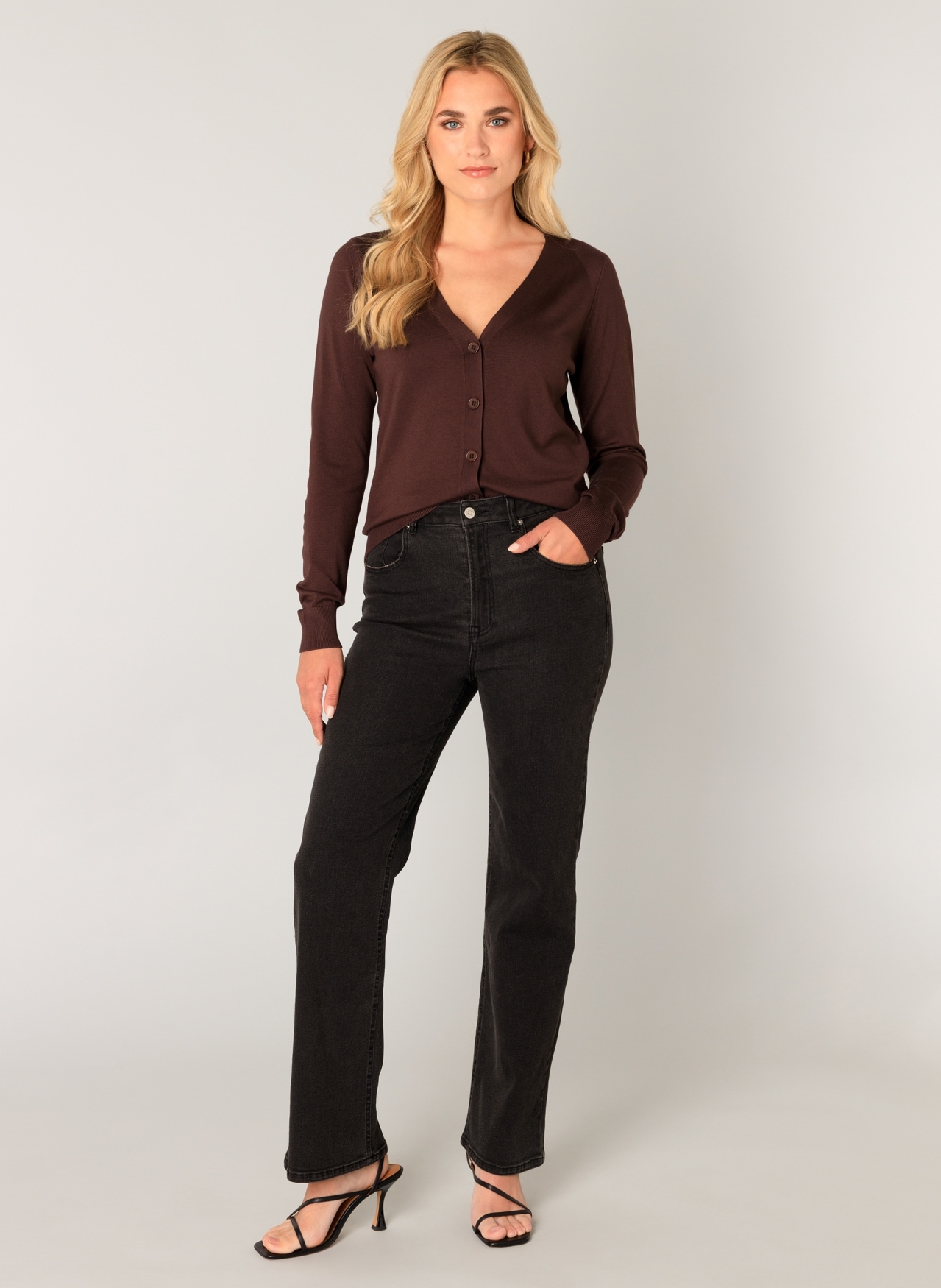 Base Level Strickjacke »Yvon« mit V-Ausschnitt