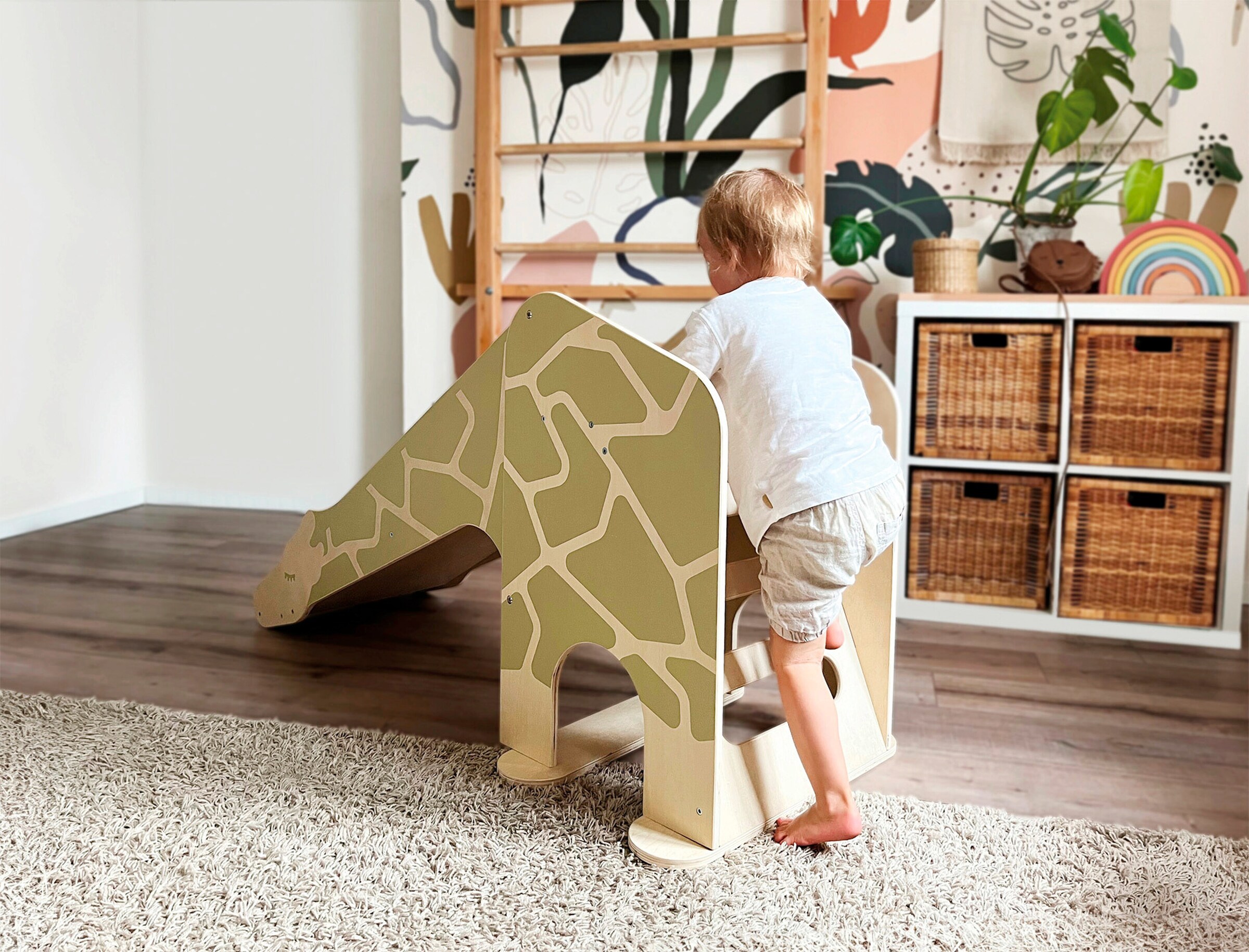 small foot Indoor Rutsche Giraffe Wildlife