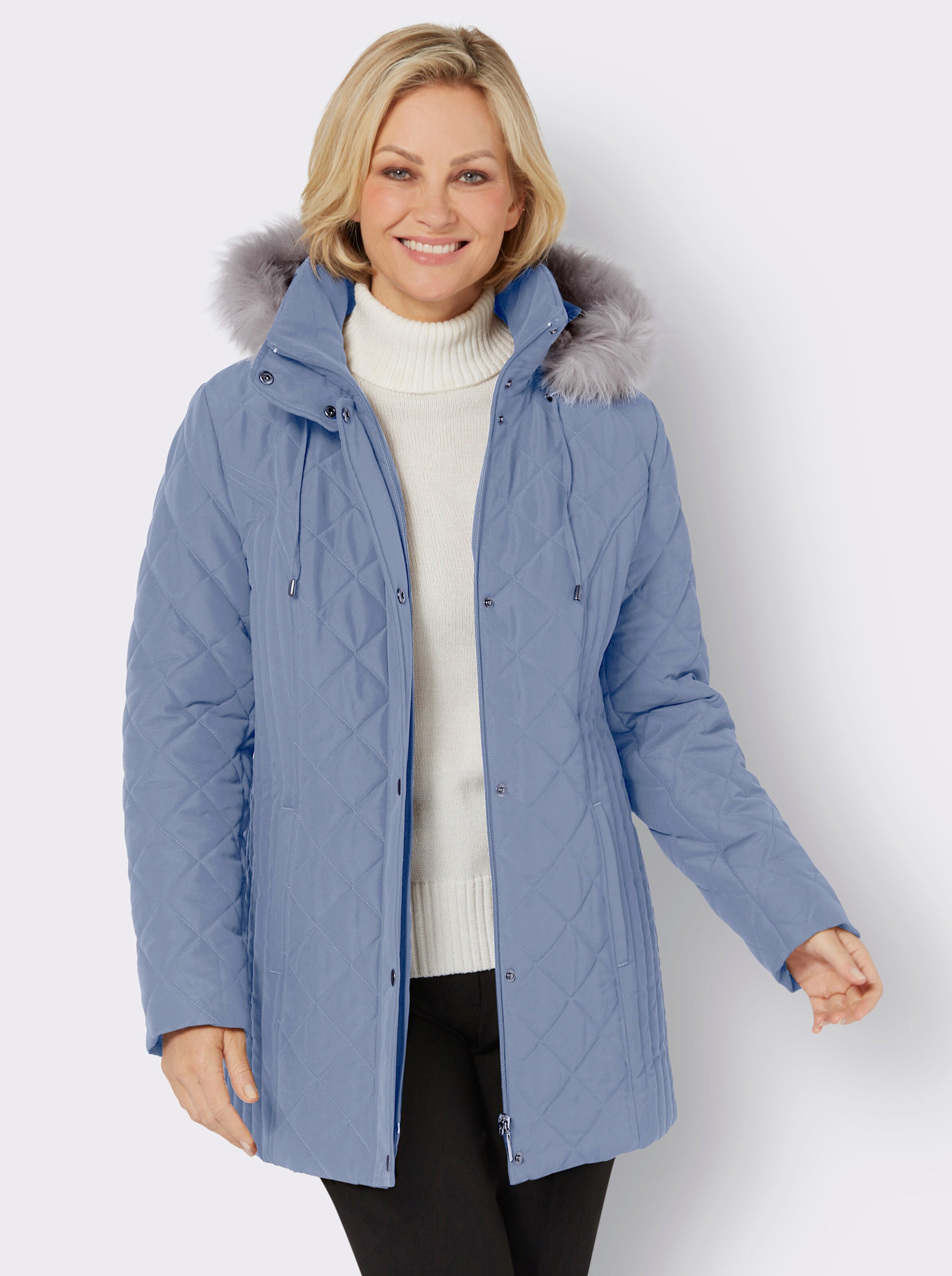 Steppjacke mit abnehmbarer Kapuze