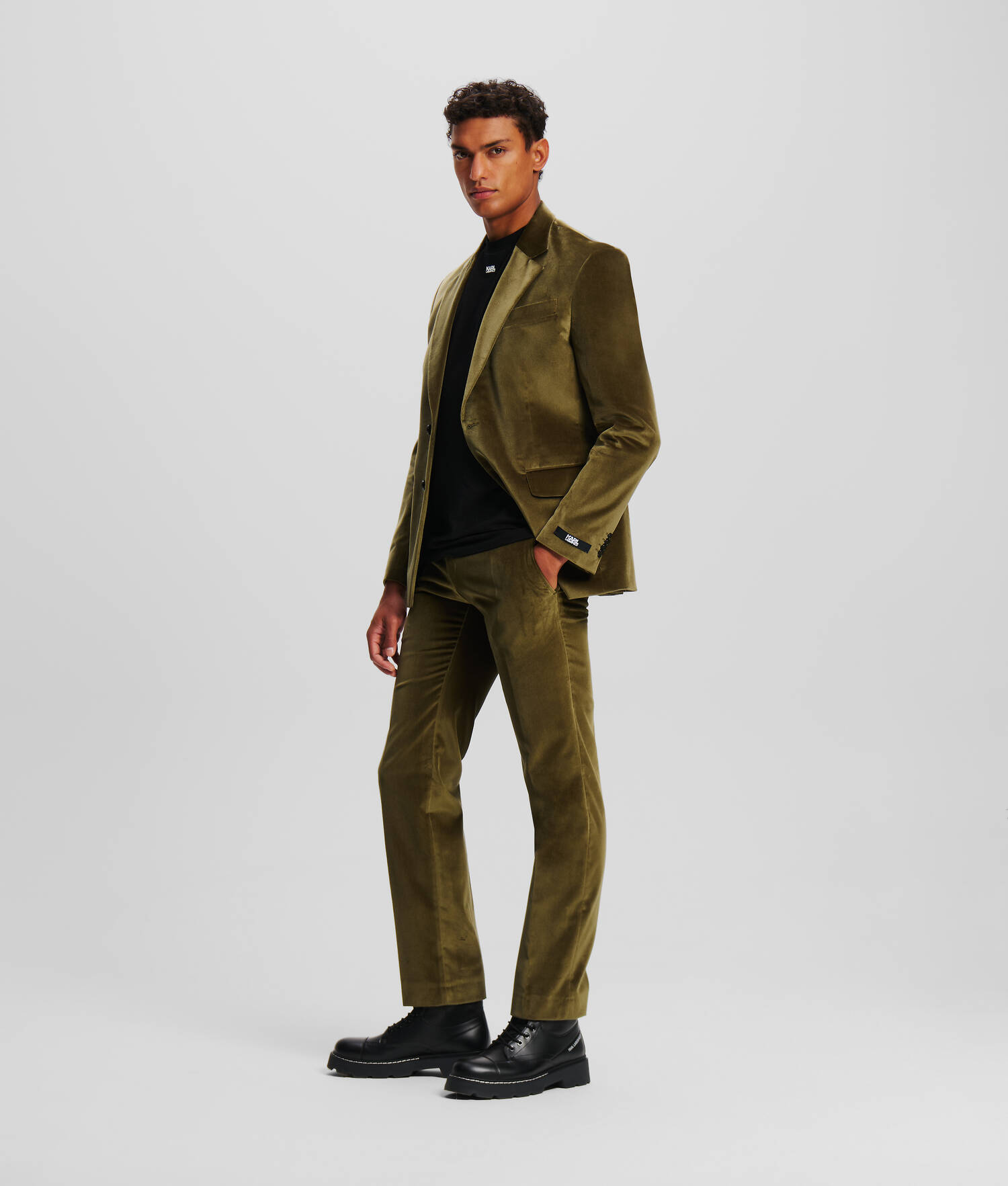 VESTE HABILLÉE