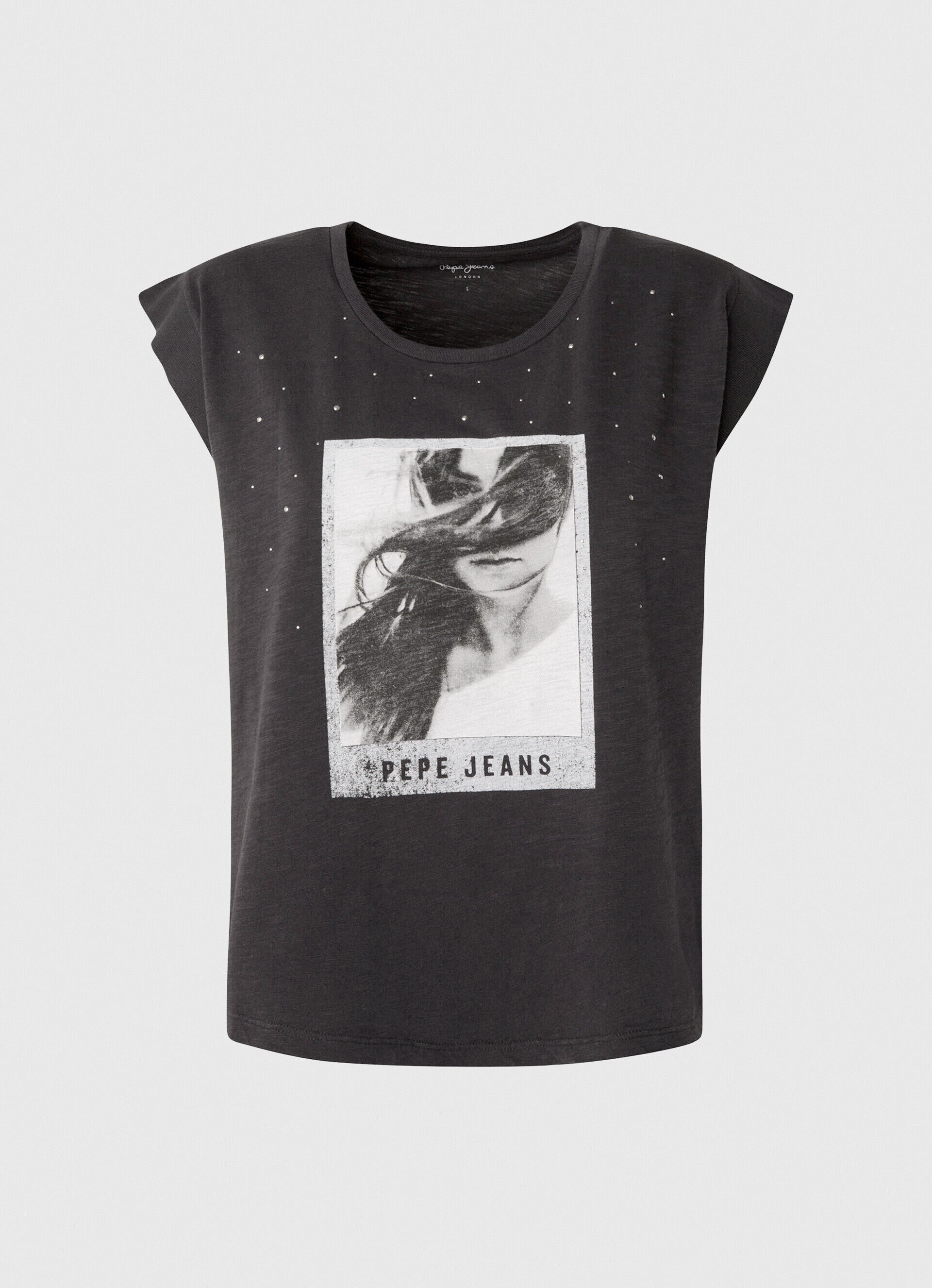 CAMISETA COM ESTAMPA FOTOGRÁFICA - preta lavada
