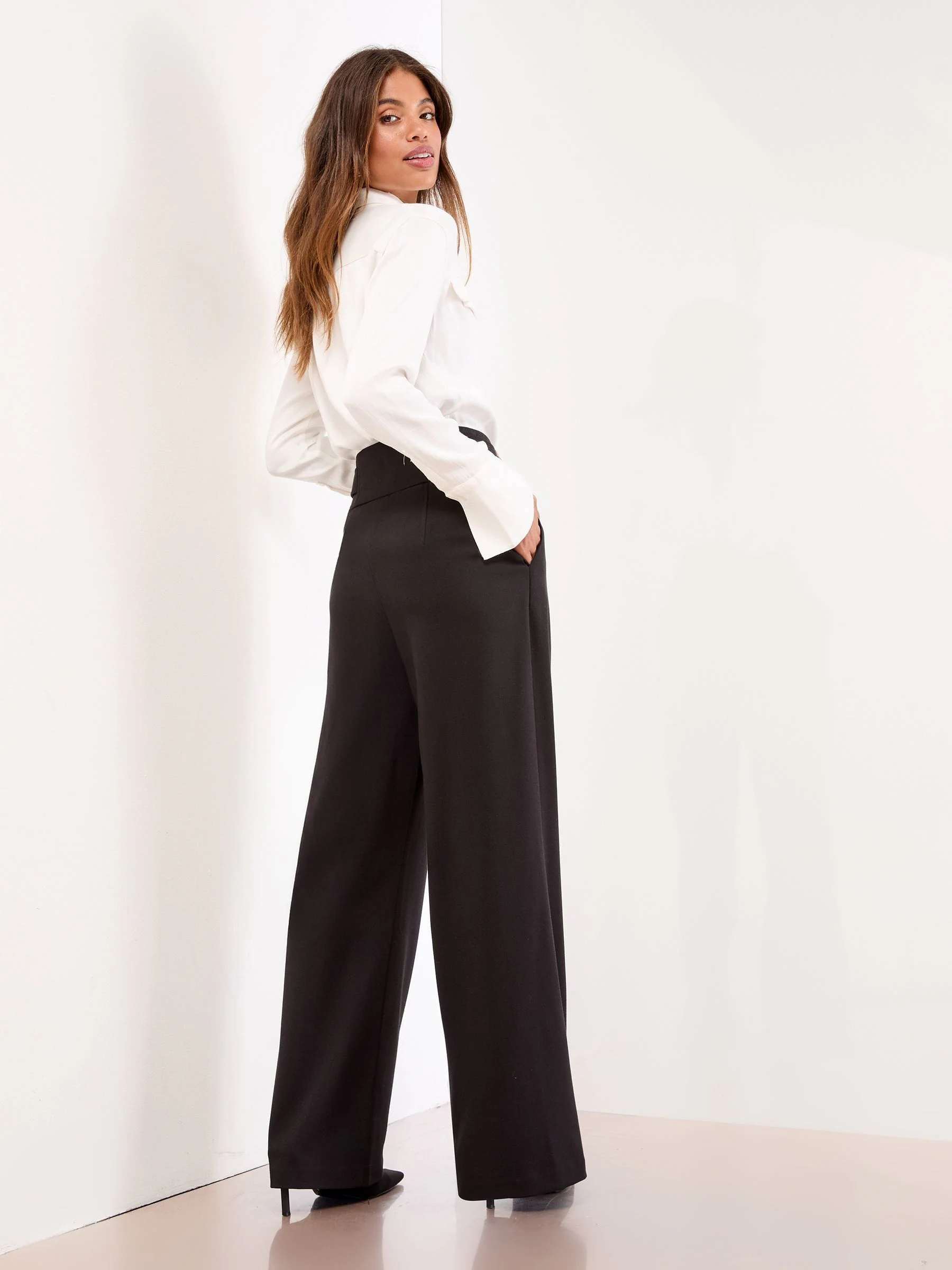Zwart - Lipsy Deep Waistband Tailored Wide Leg Trousers