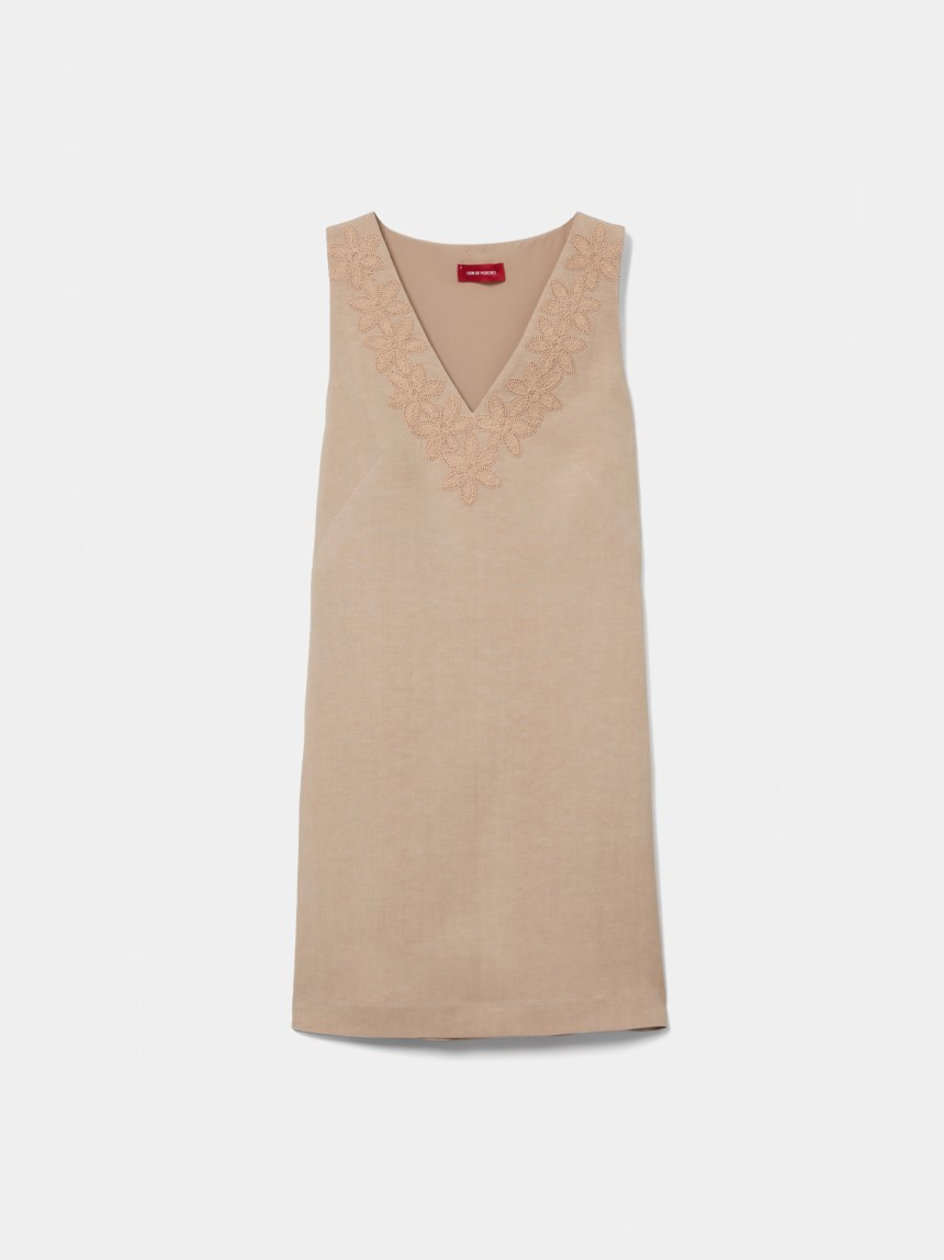 Vestido curto de manga cava