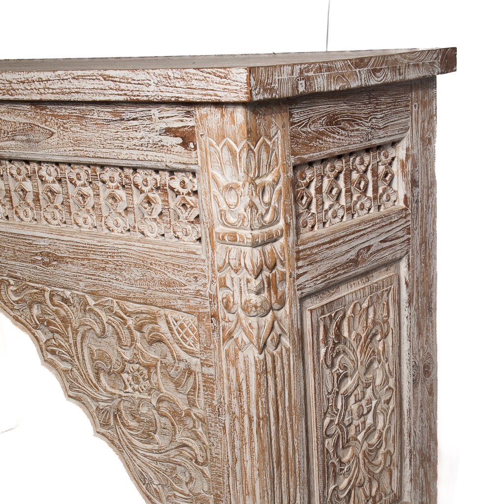 SidetableTeakhouten Lovina