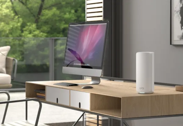 NETGEAR Orbi 870 Series RBE873 - Wi-Fi-system - (router, 2 extendere) - op til 9000 sq.ft - mesh 10GbE, 2.5GbE, Wi-Fi 7 Multi-Band