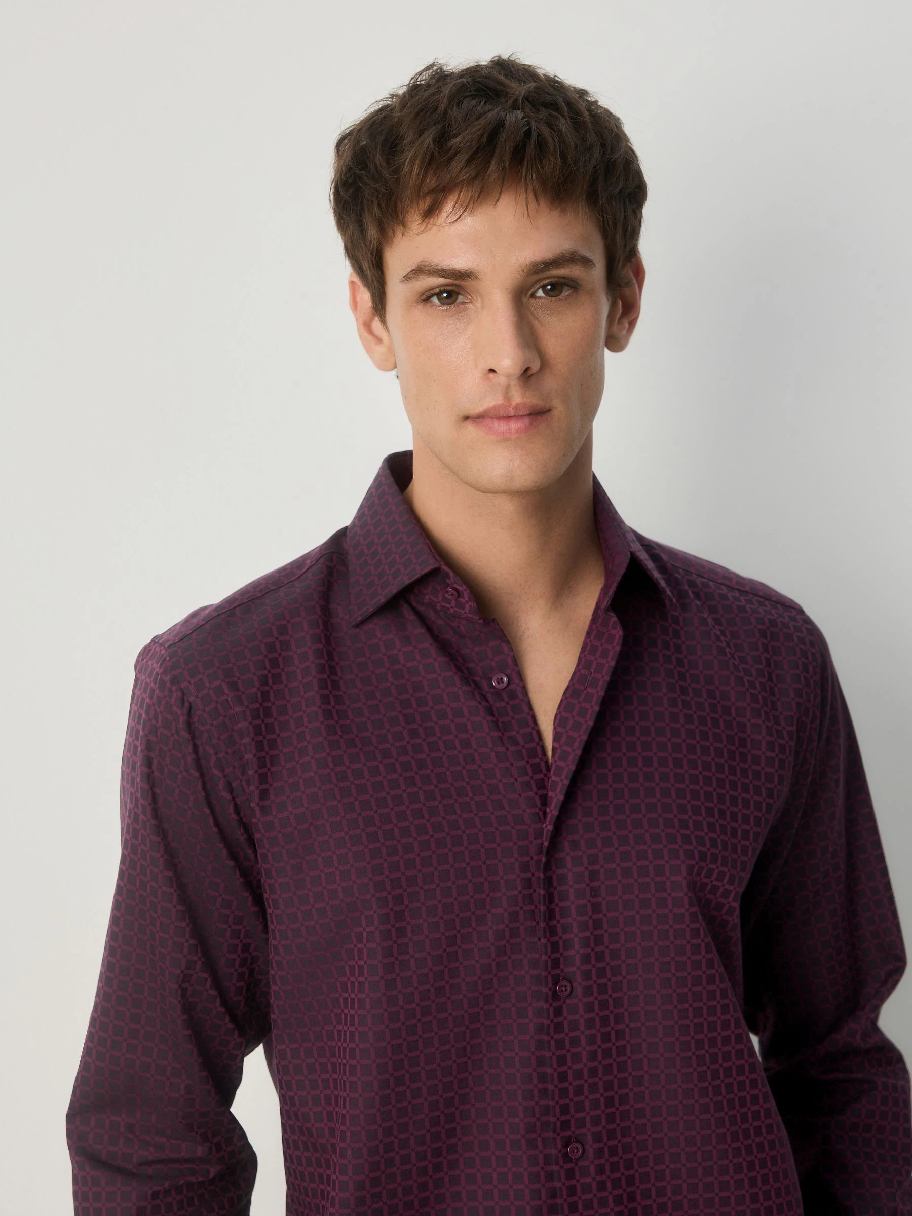 Bordeauxrood - Geometric Print Long Sleeve Smart Shirt