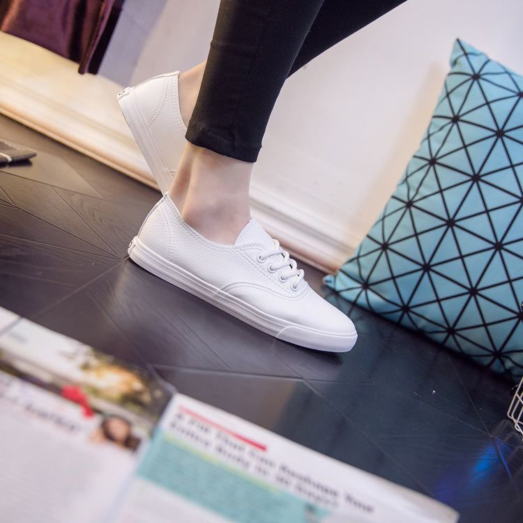 Solejoy - Matching sneakers van imitatieleer