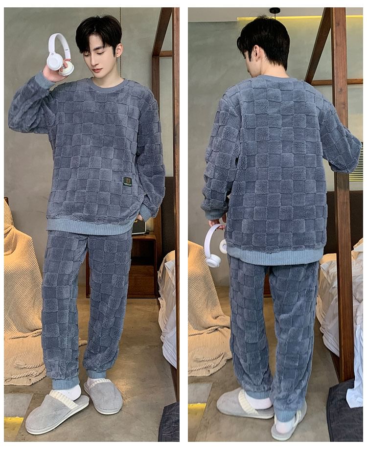 Jeony - Pyjamaset: Fleece Sweatshirt + Broek