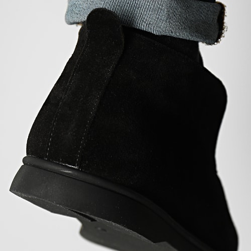 Chaussures 810 Noir