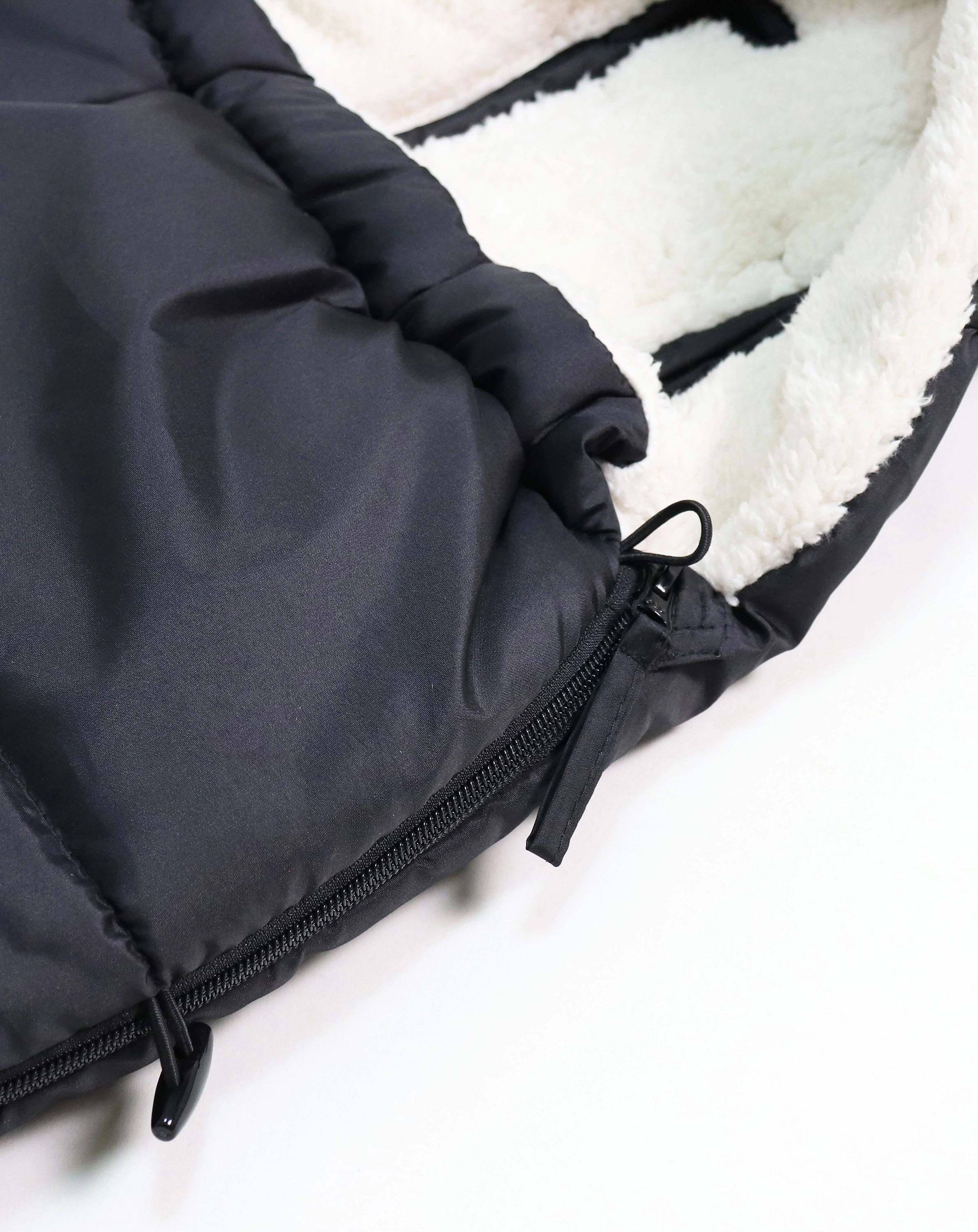 Babyschalen-Fußsack HOODY 2.0 in black